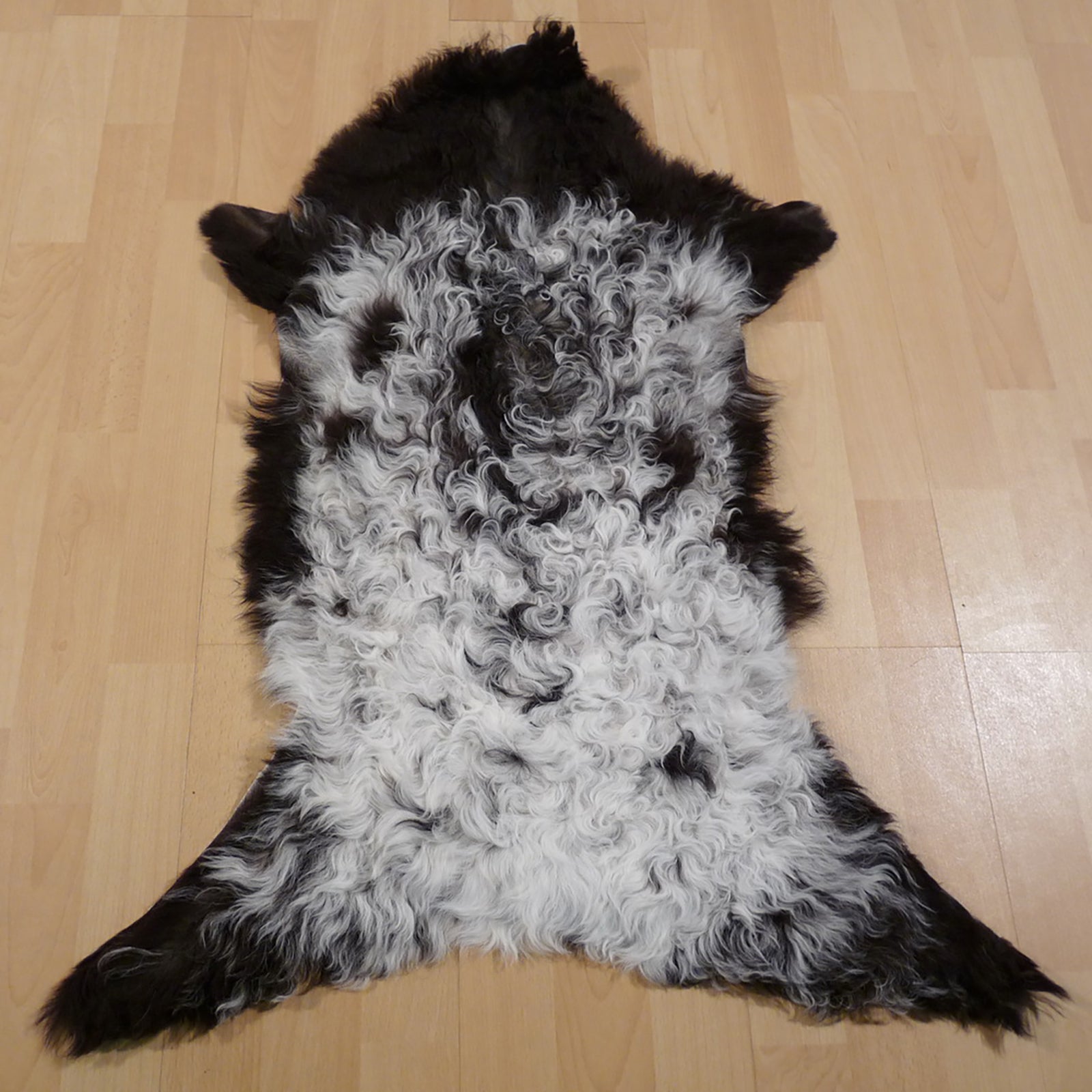 Gotlandfell weiss - schwarz 85x65cm #12915