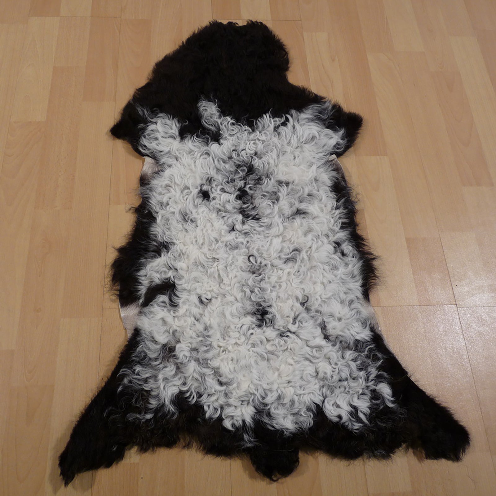 Gotlandfell weiss - schwarz 85x60cm #12917