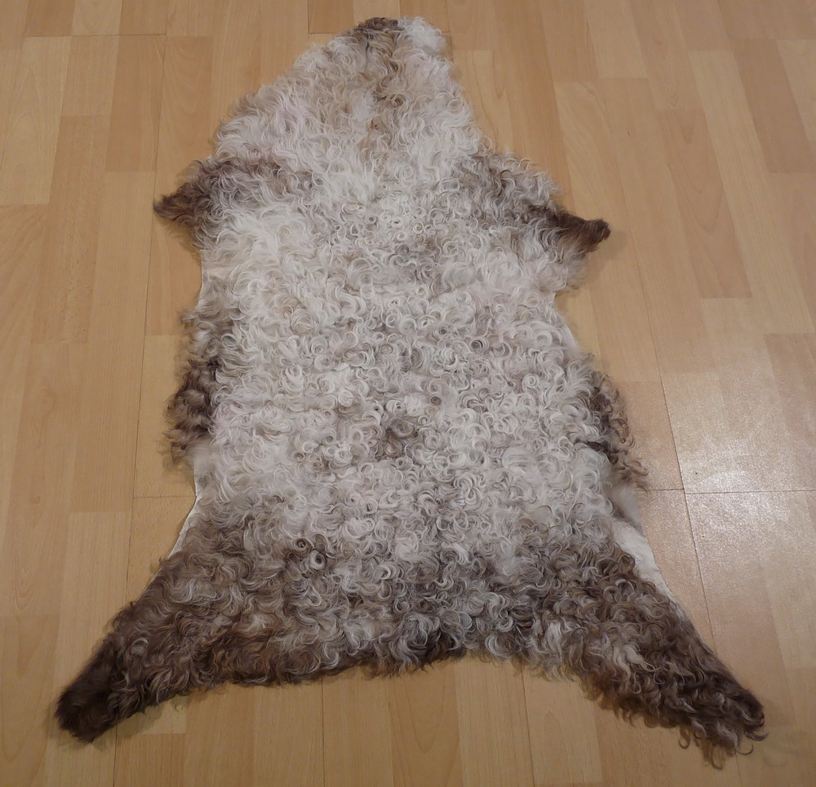 Gotlandfell weiß - grau - braun 90x65cm #12941