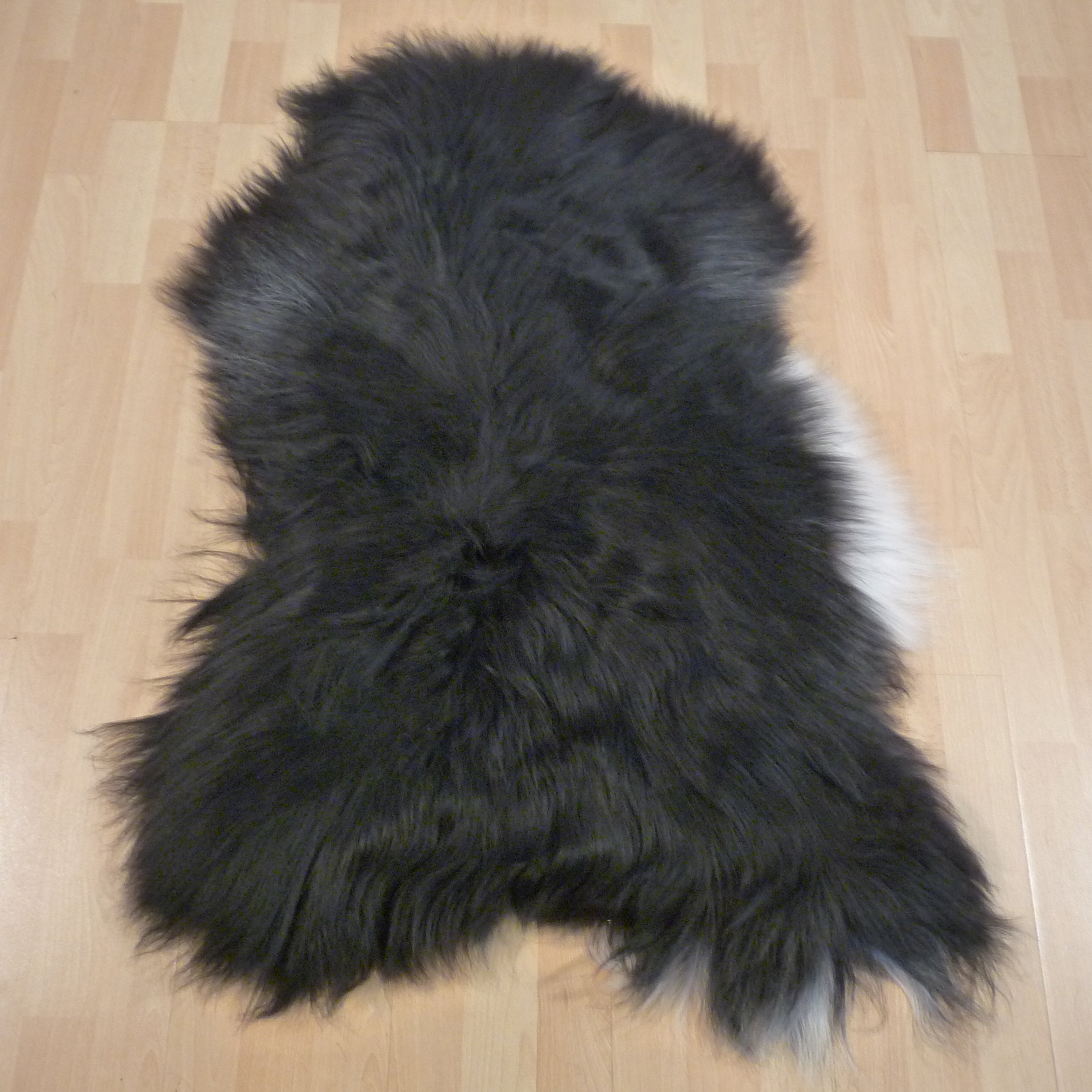 Exklusives Unikat Islandschaffell schwarz - weiß 110x80cm #14771