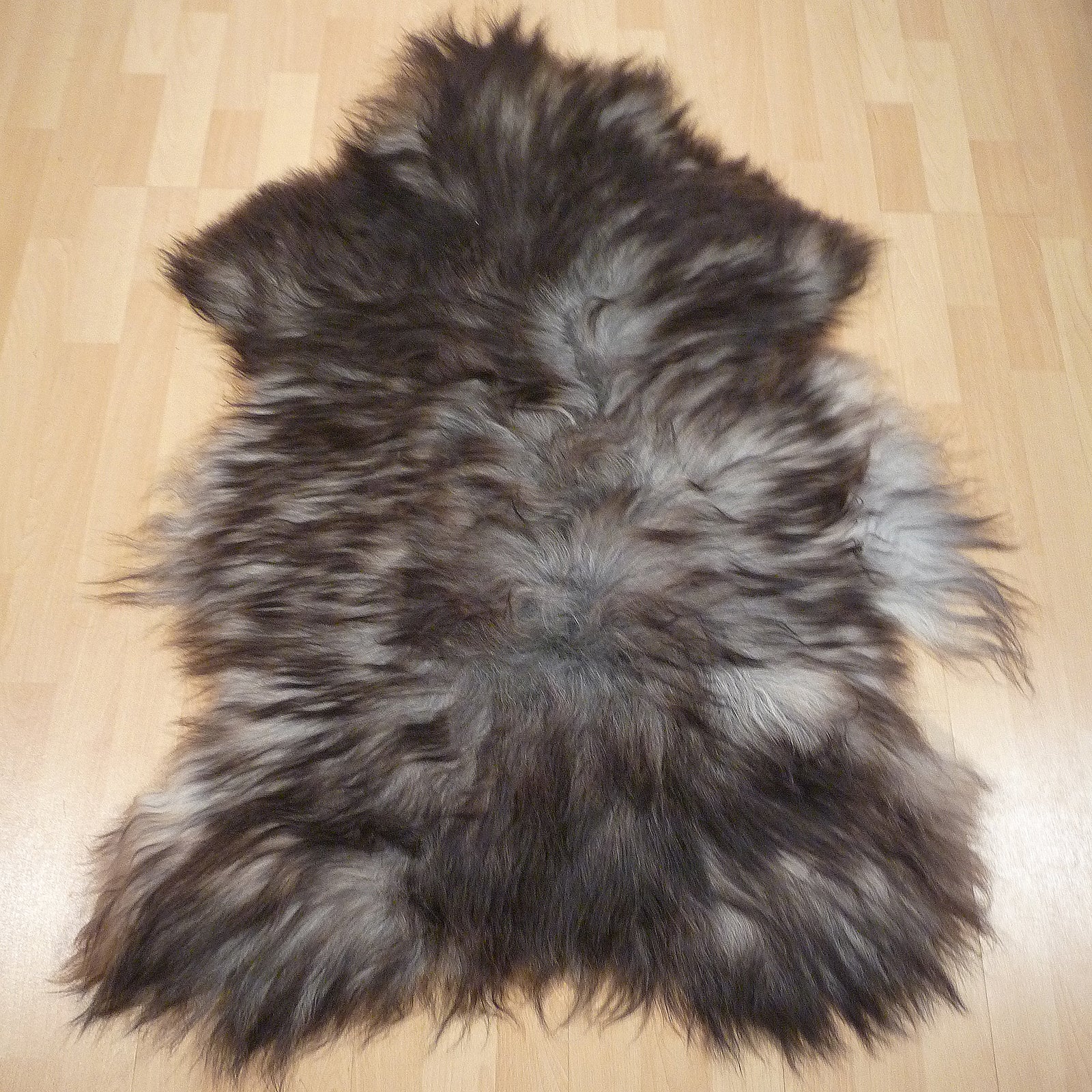 Exklusives Unikat Islandschaffell schwarz - grau - braun 125x90cm #14871