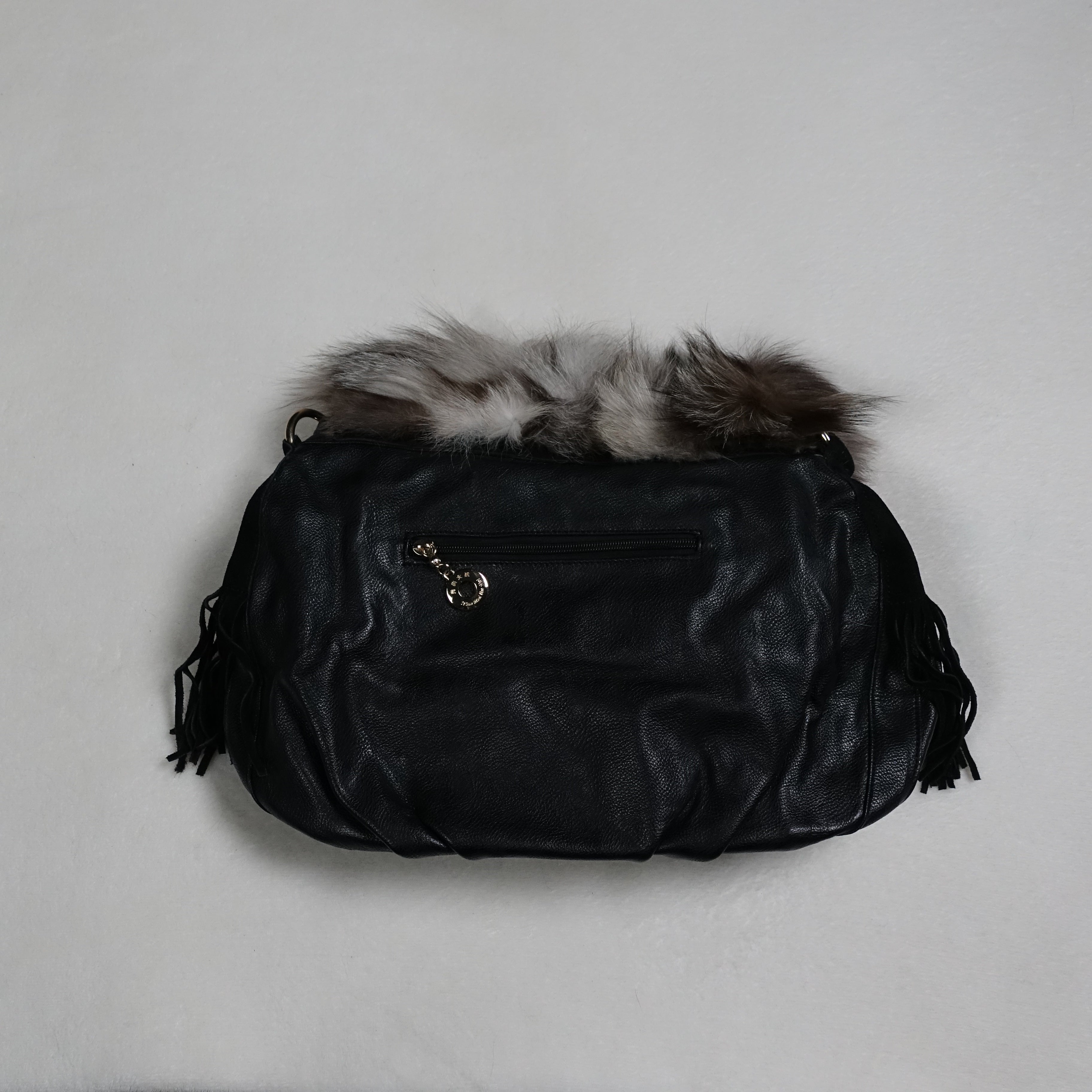 Handtasche / Schultertasche mit echtem Pelzbesatz - Blaufuchs