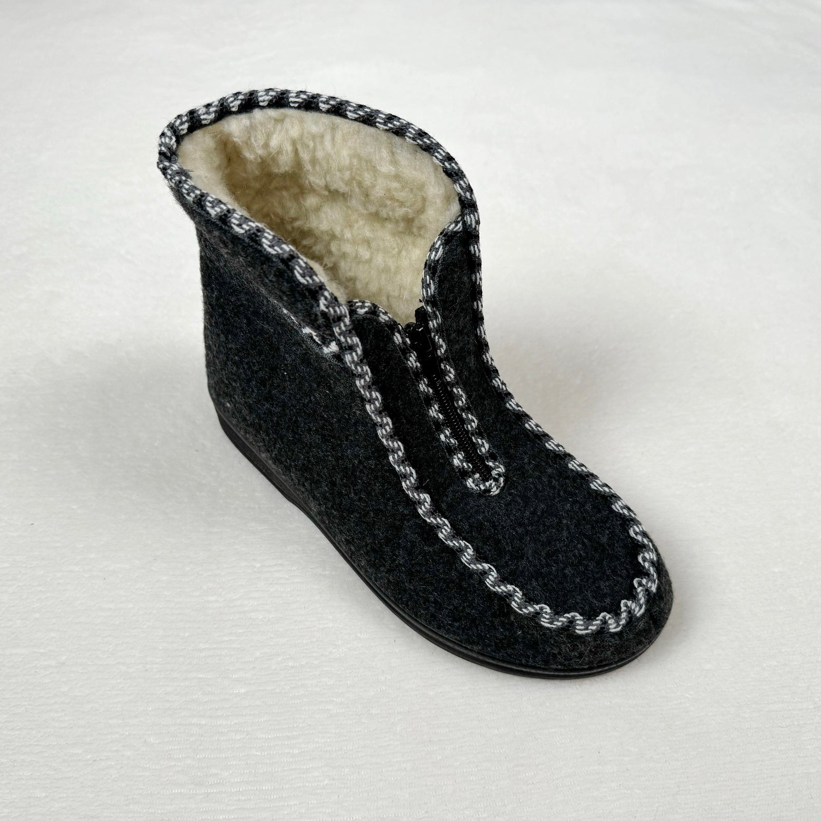 Filzschuhe Hausschuhe knöchelhoch mit Lammwolle gefüttert