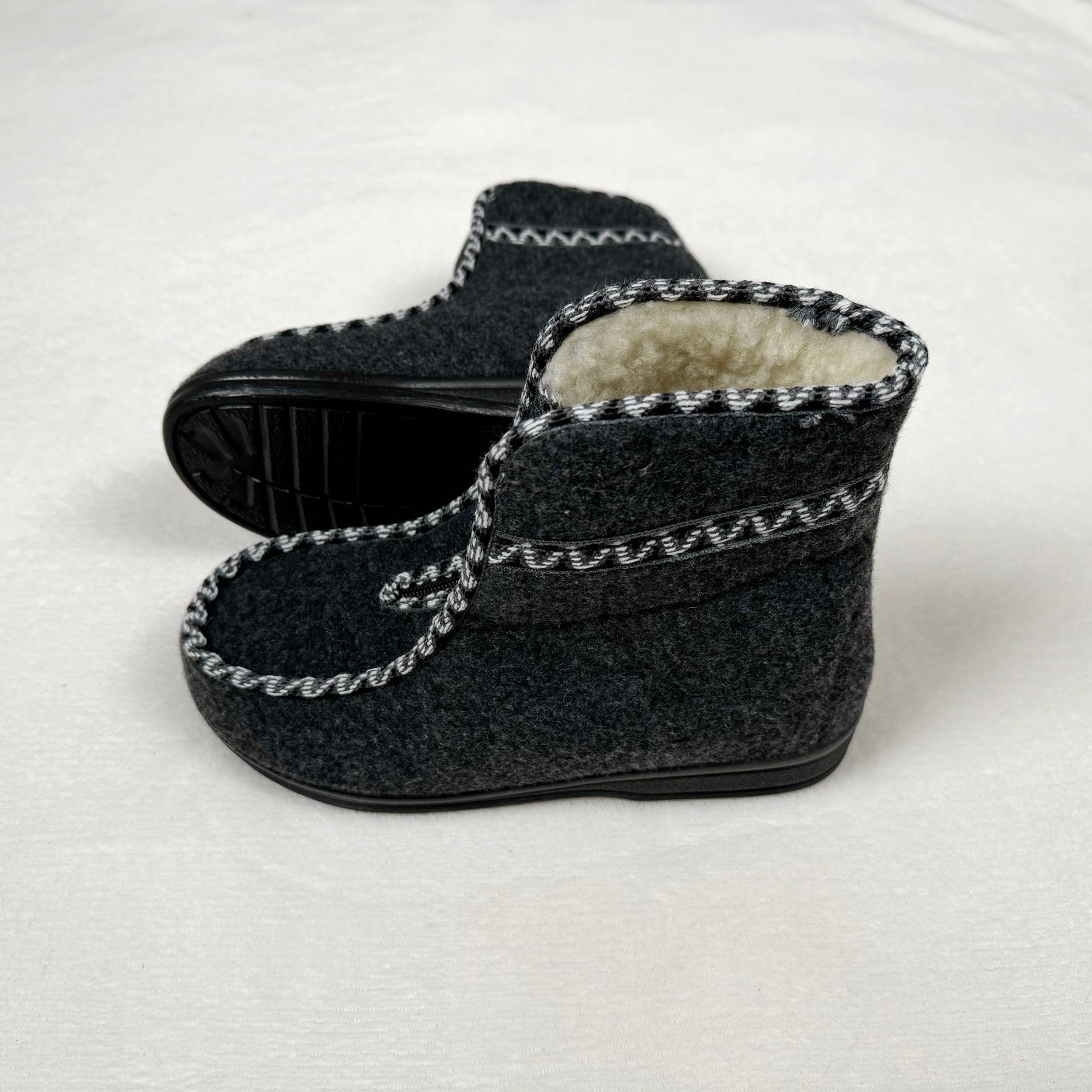 Filzschuhe Hausschuhe knöchelhoch mit Lammwolle gefüttert