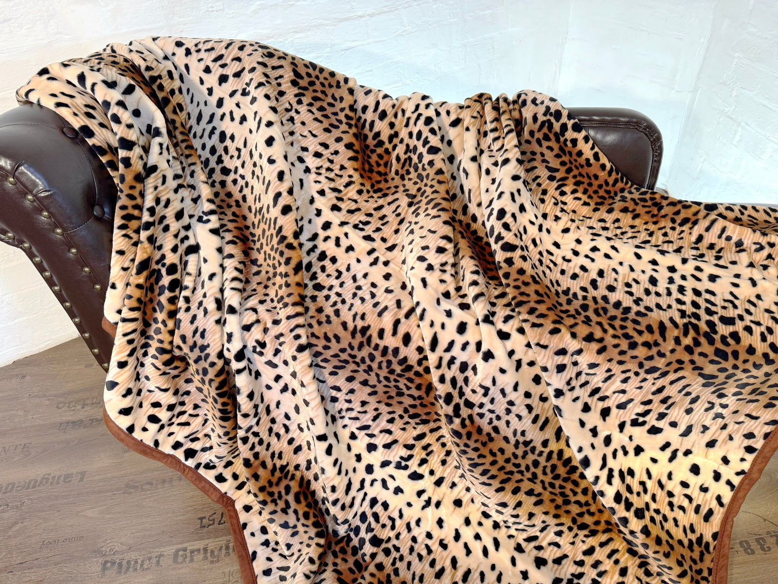 Kuscheldecke Tagesdecke Wohndecke Felloptik Leopard-Modell II