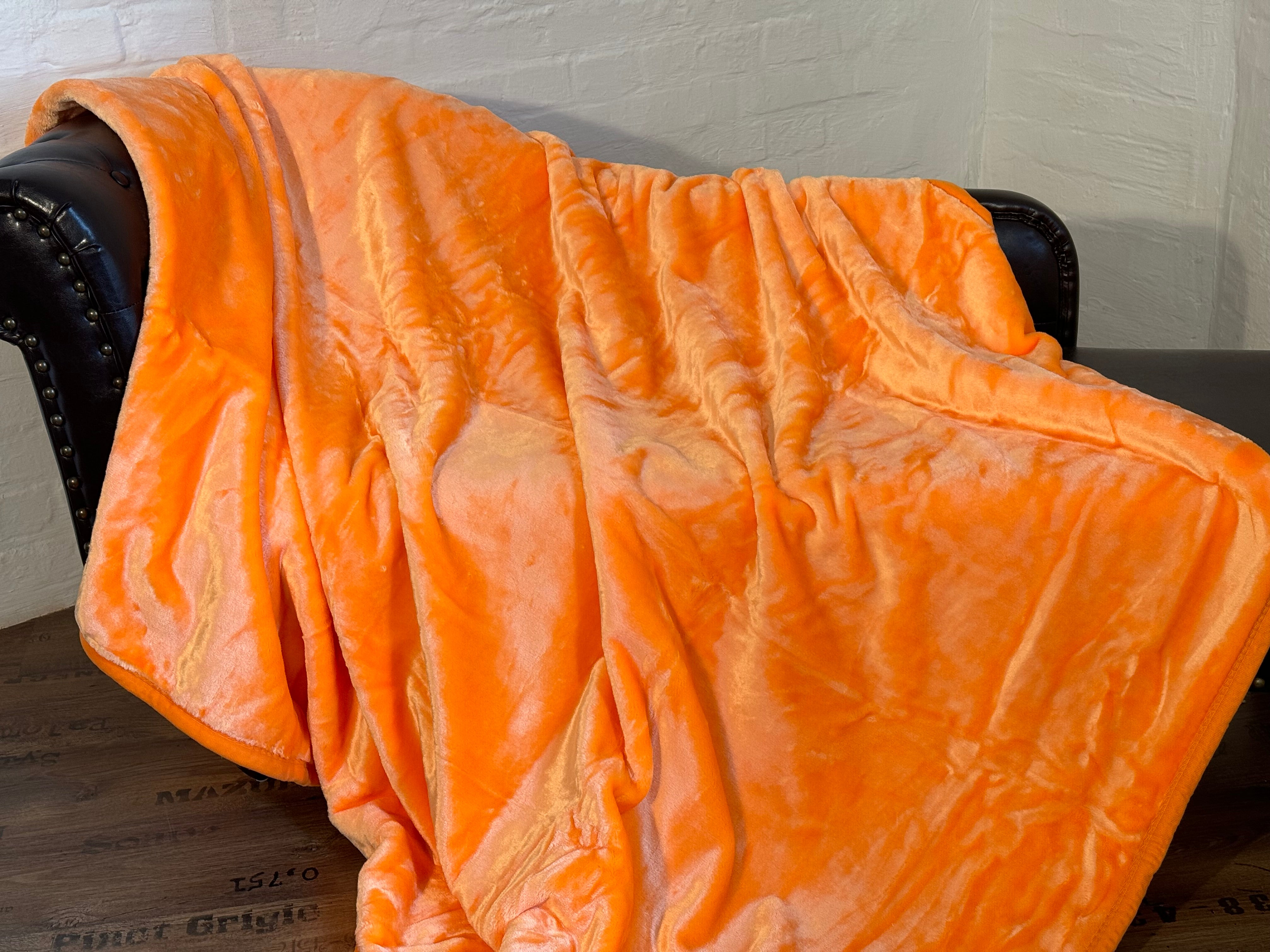 Kuscheldecke Tagesdecke Wohndecke im Glanz-Design orange 160x200cm