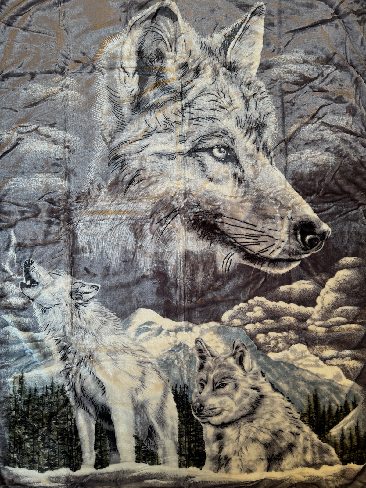 Kuscheldecke Tagesdecke Wohndecke Tiermotiv Silberwolf
