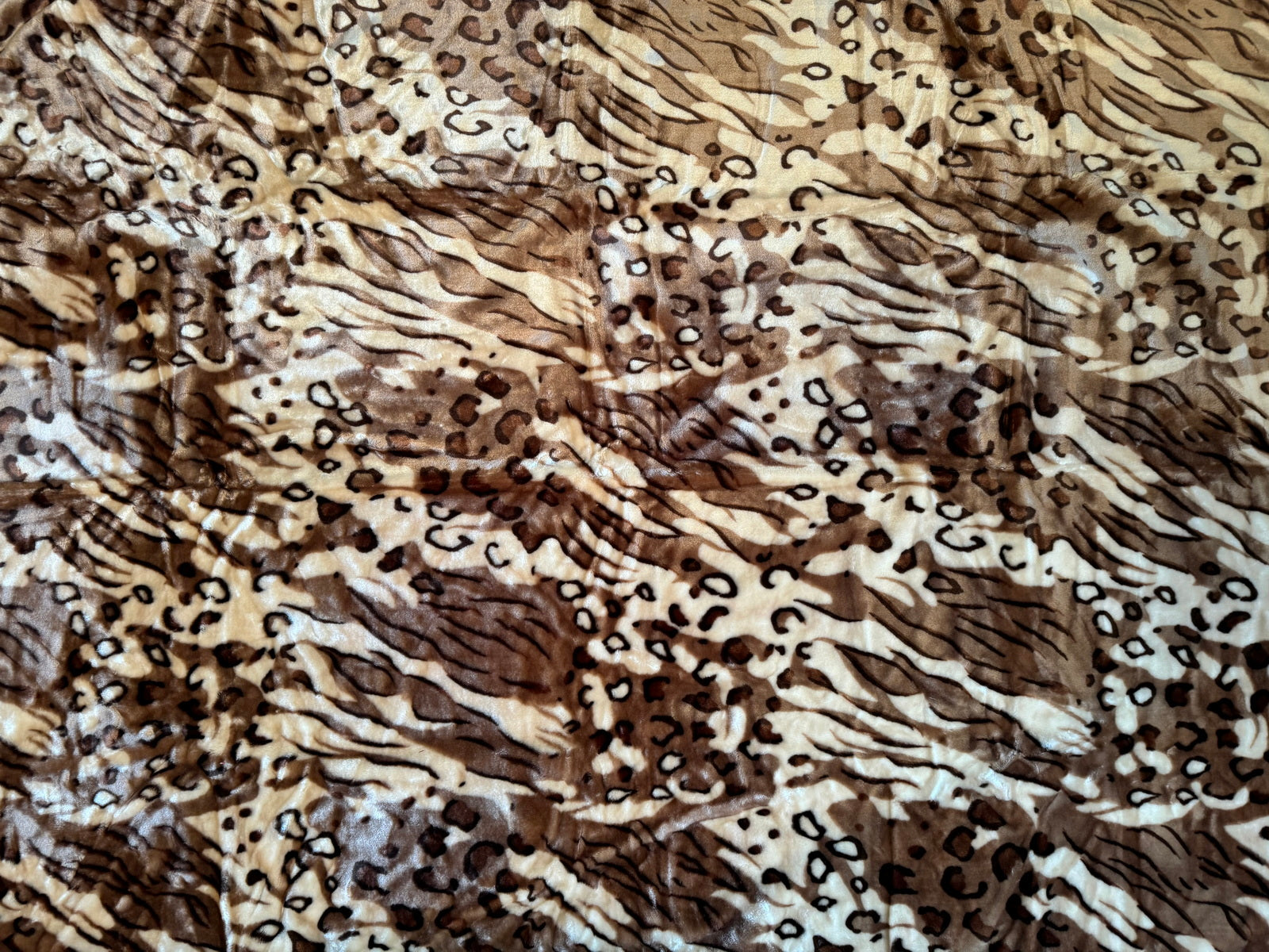 Kuscheldecke Tagesdecke Wohndecke Felloptik Tiger-Design