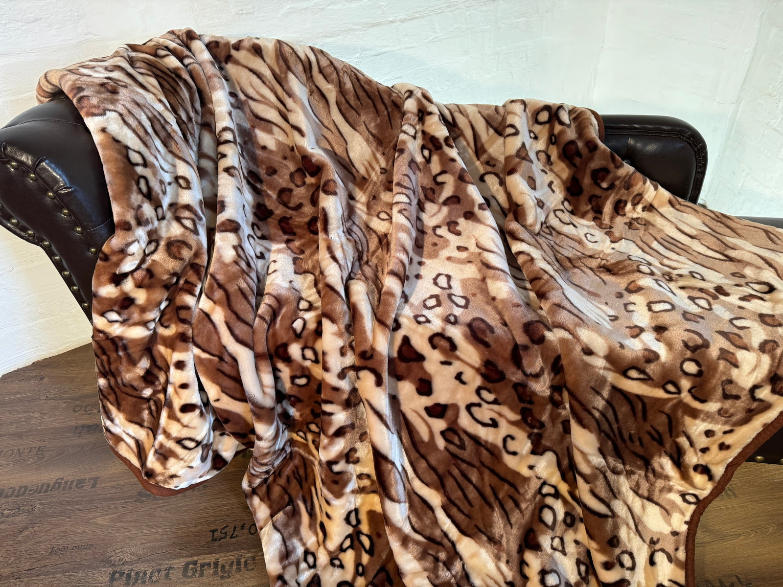 Kuscheldecke Tagesdecke Wohndecke Felloptik Tiger-Design
