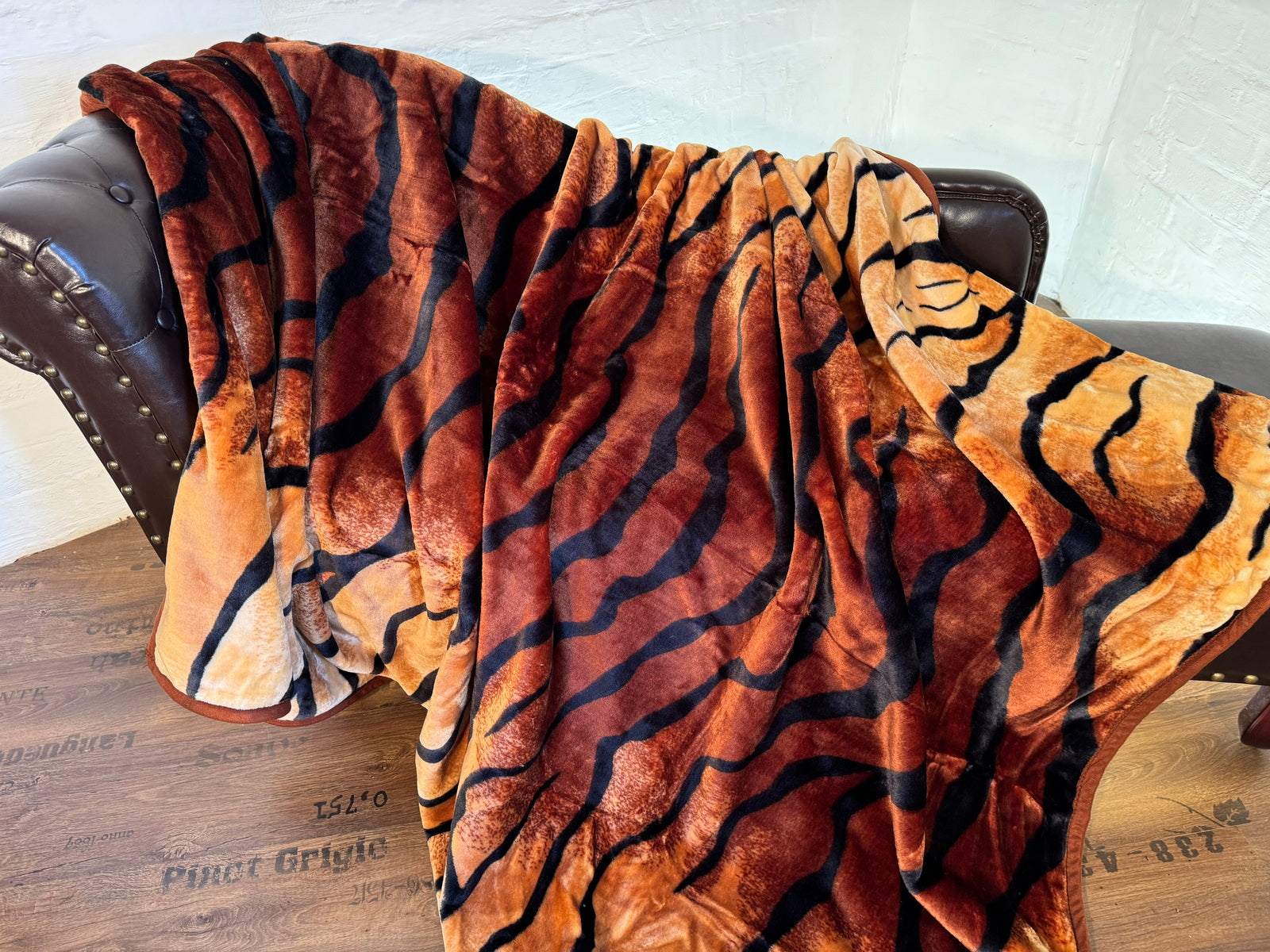 Kuscheldecke Tagesdecke Wohndecke Felloptik Tiger-Look