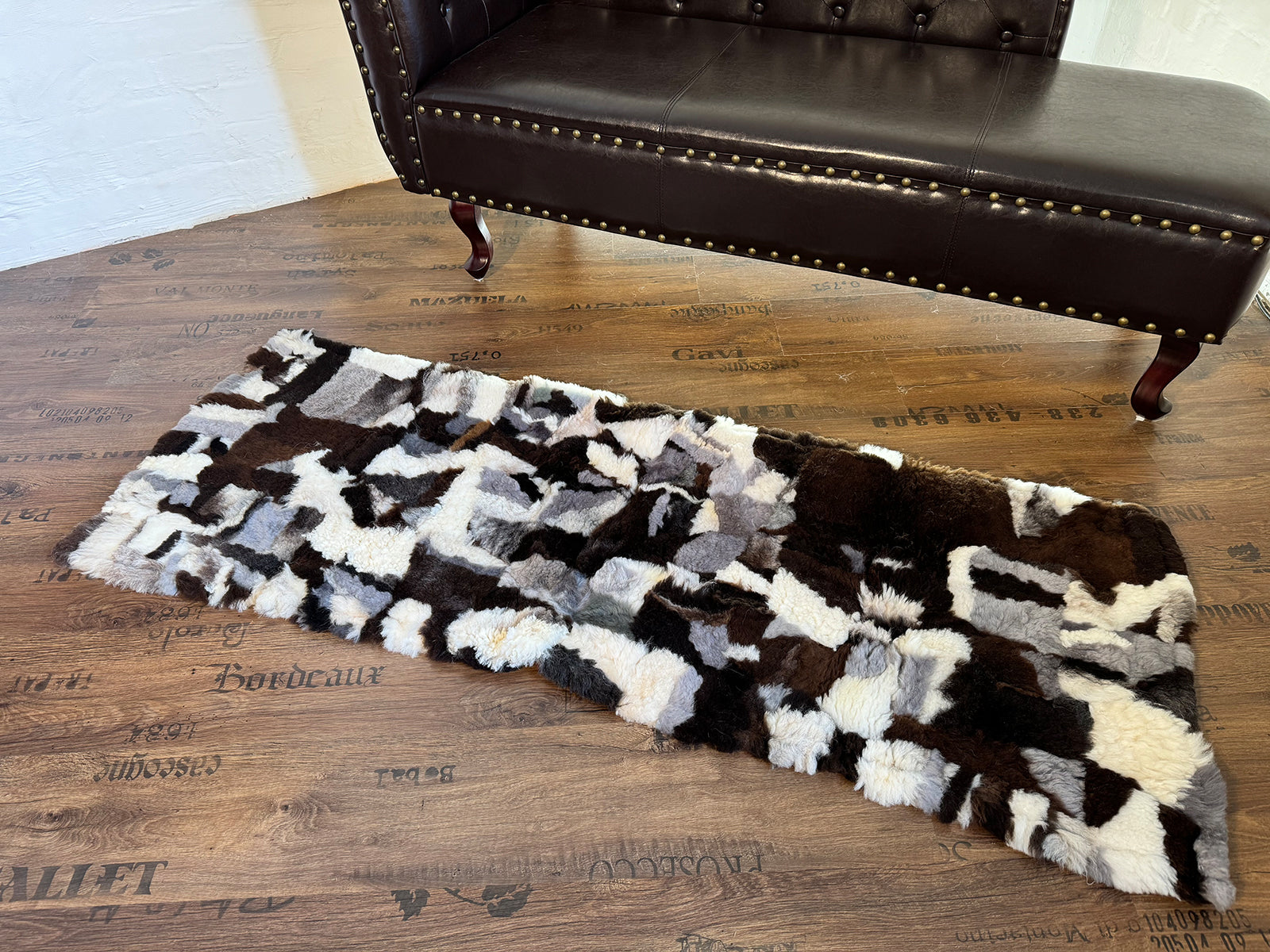 Echter Pelzläufer PL-208 Fellläufer Lammfellläufer 160x60cm braun weiß gescheckt