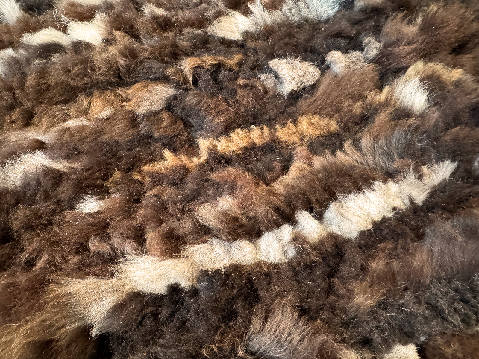 Echter Pelzläufer PL-250 Fellläufer Lammfellläufer 160x60cm braun weiß