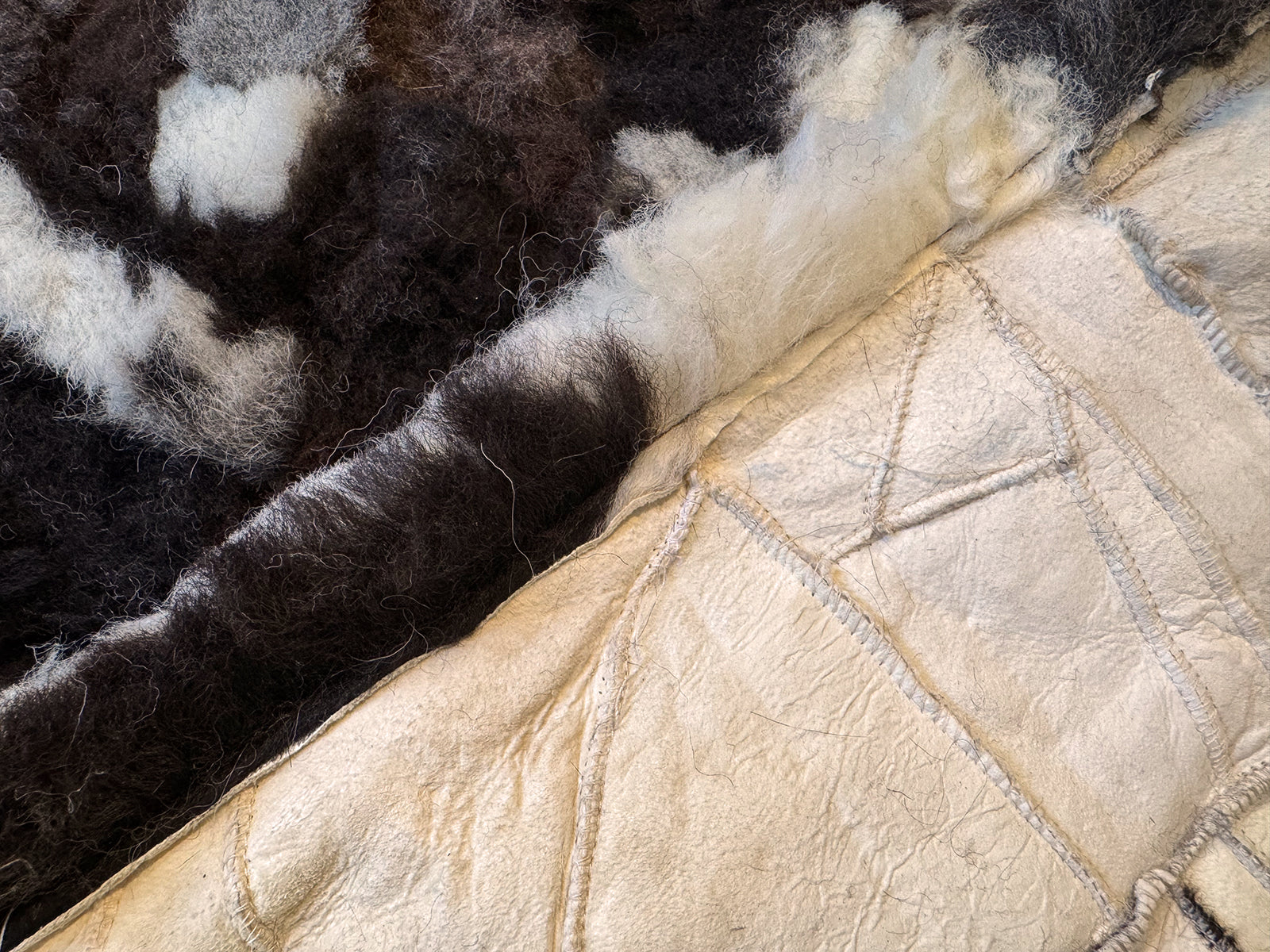 Echter Pelzläufer PL-251 Fellläufer Lammfellläufer 160x60cm weiß braun grau