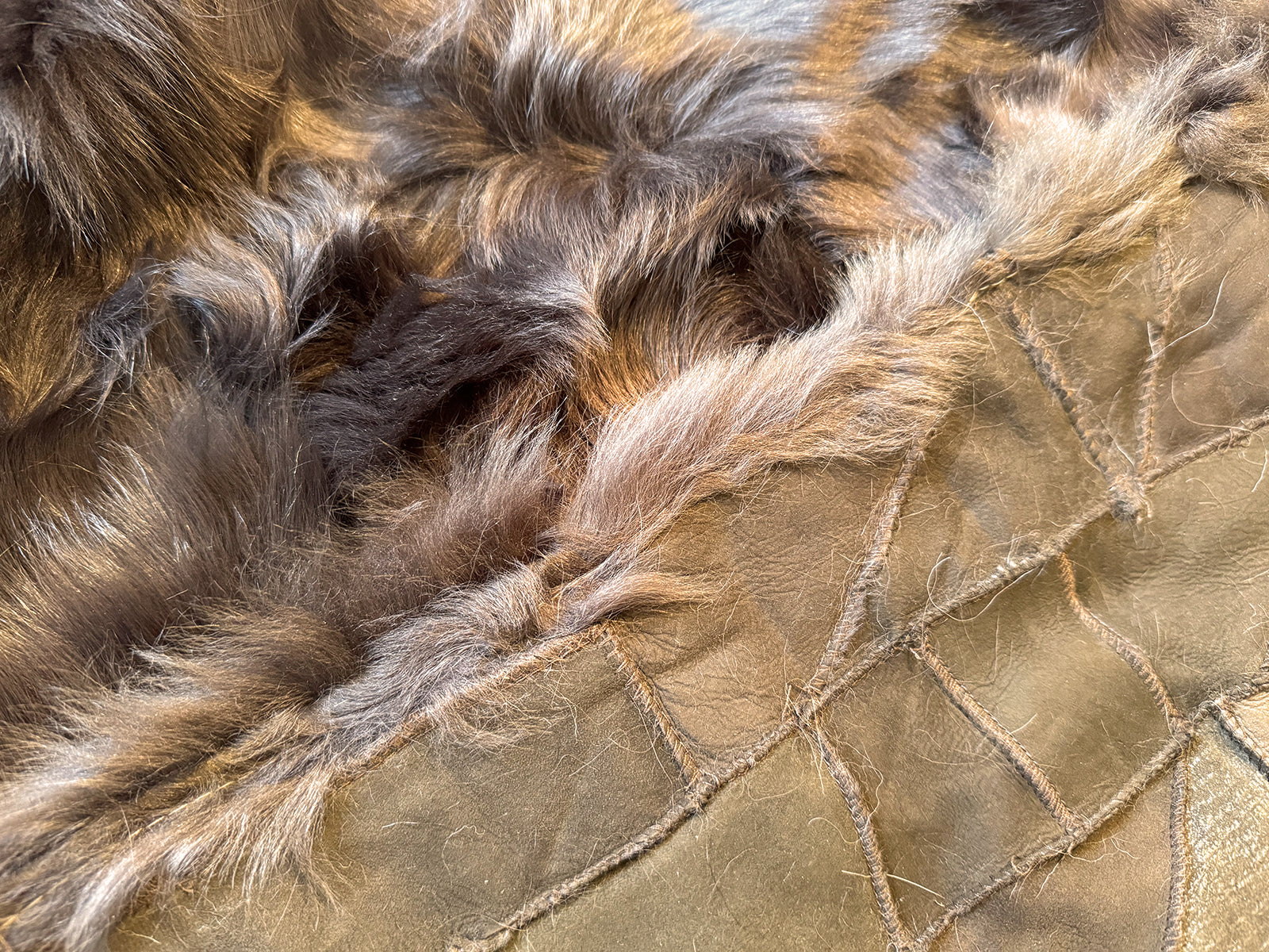 Echter Pelzläufer PL-260 Fellläufer Lammfellläufer 160x60cm graubraun taupe
