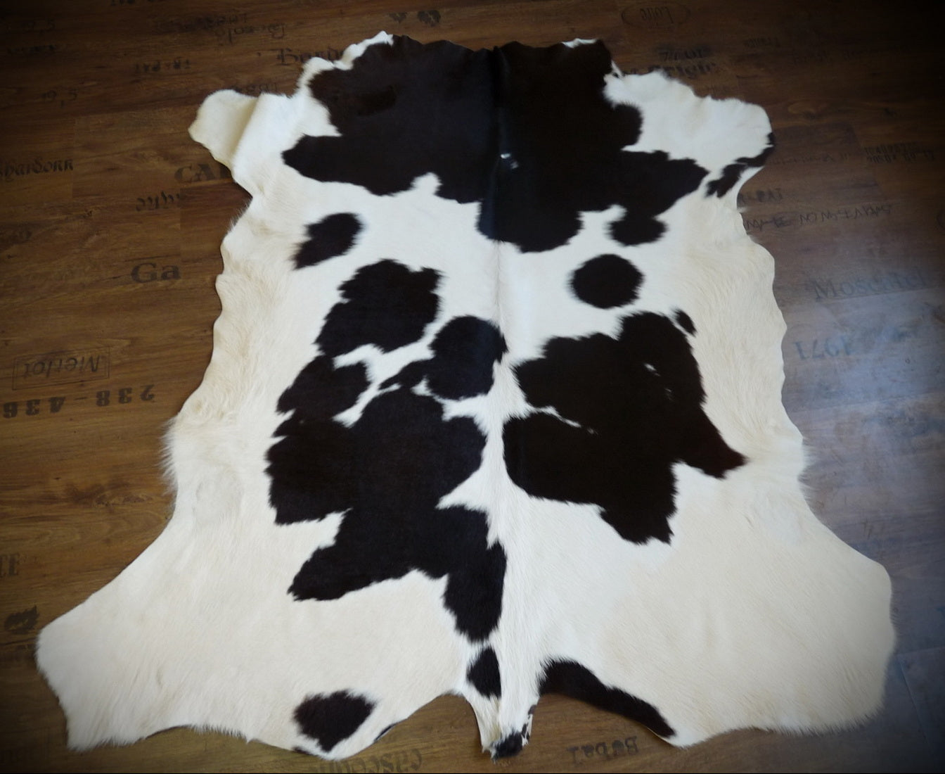 Kuhfell weiss - braun 125x120cm #687