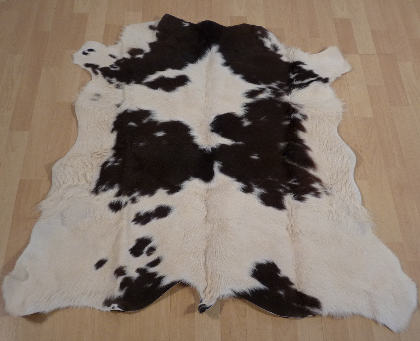 Kuhfell weiss - schwarz 105x110cm #789