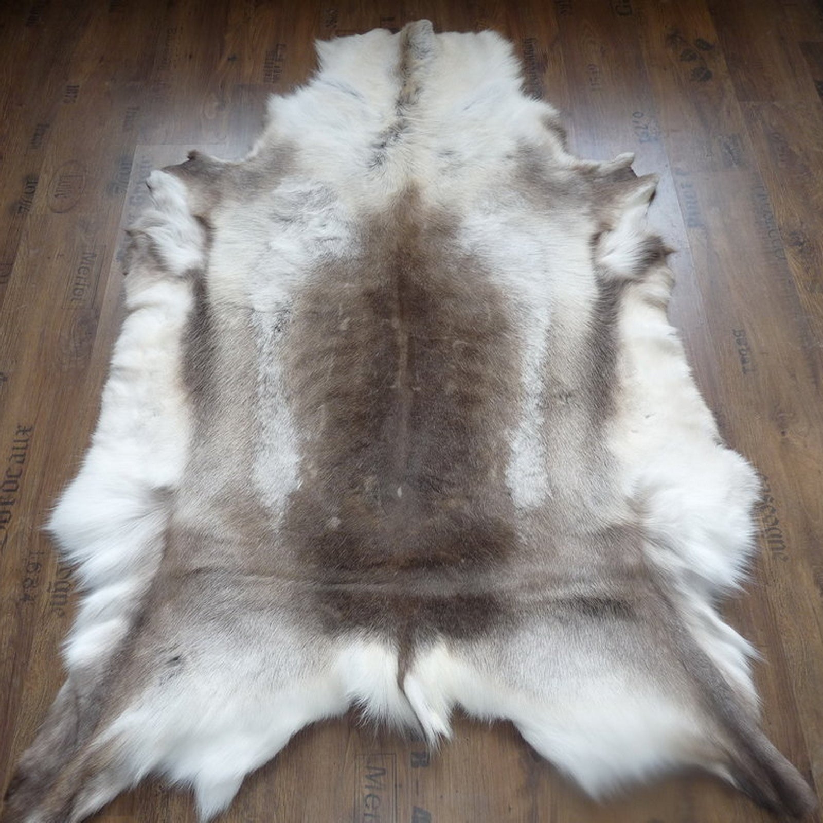 Echtes Rentierfell Wildfell Dekofell Original aus Skandinavien