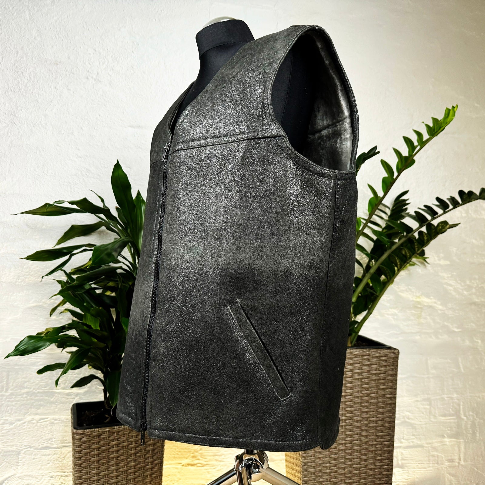 Herren Lammfell Lederweste schwarz Modell IV