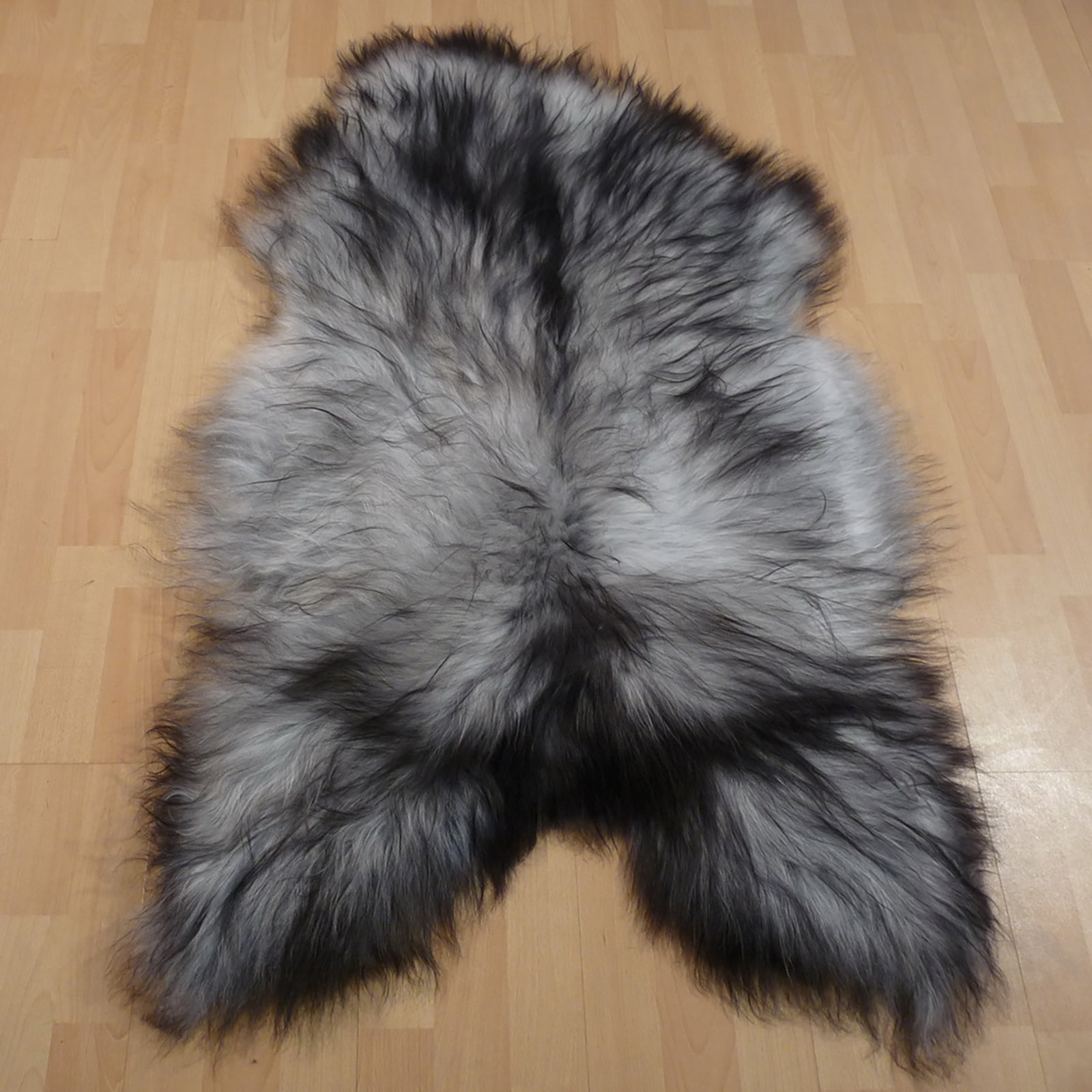 Exklusives Unikat Islandschaffell grau - schwarz 125x80cm #12712