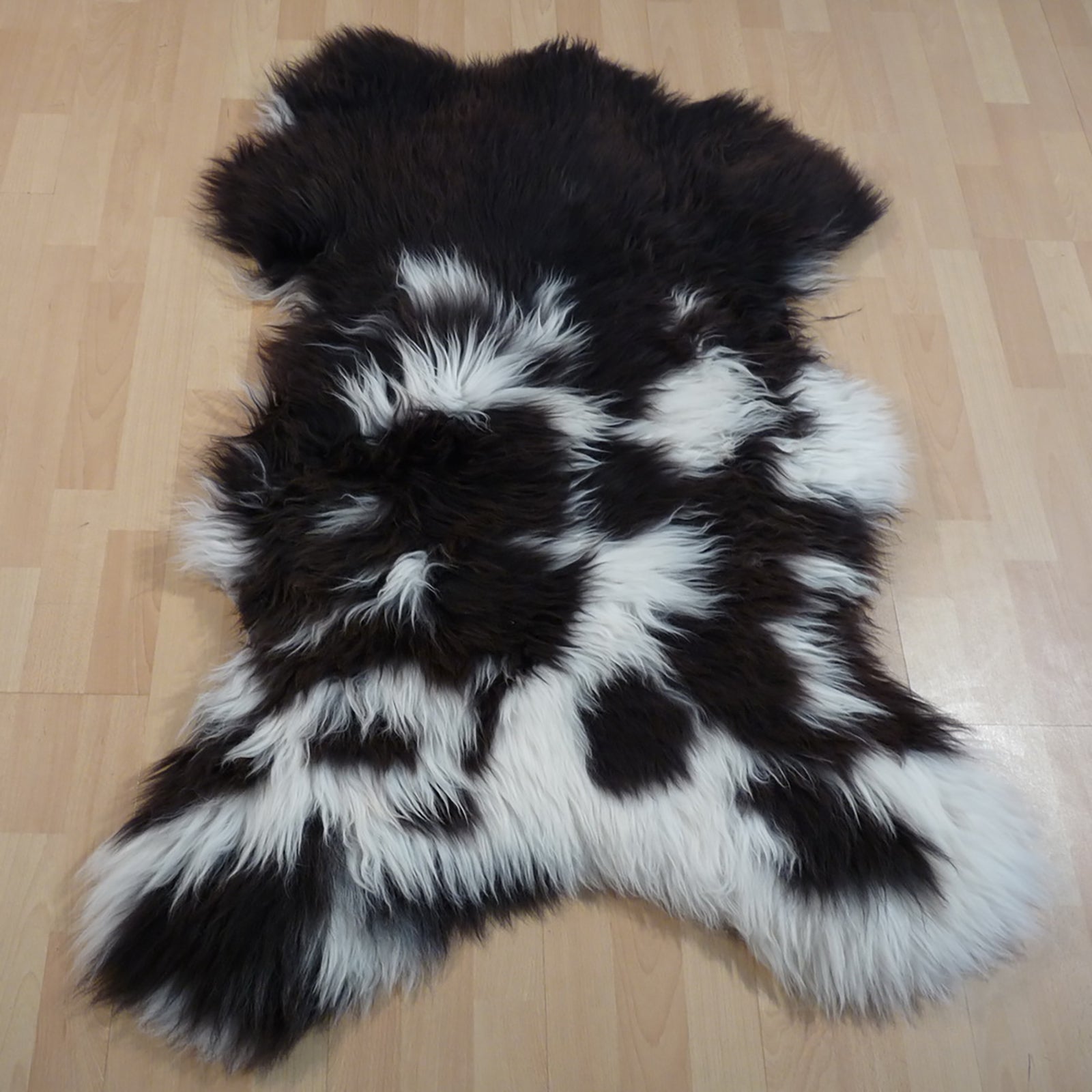 Exklusives Unikat Schaffell braun - weiß 120x85cm #12803