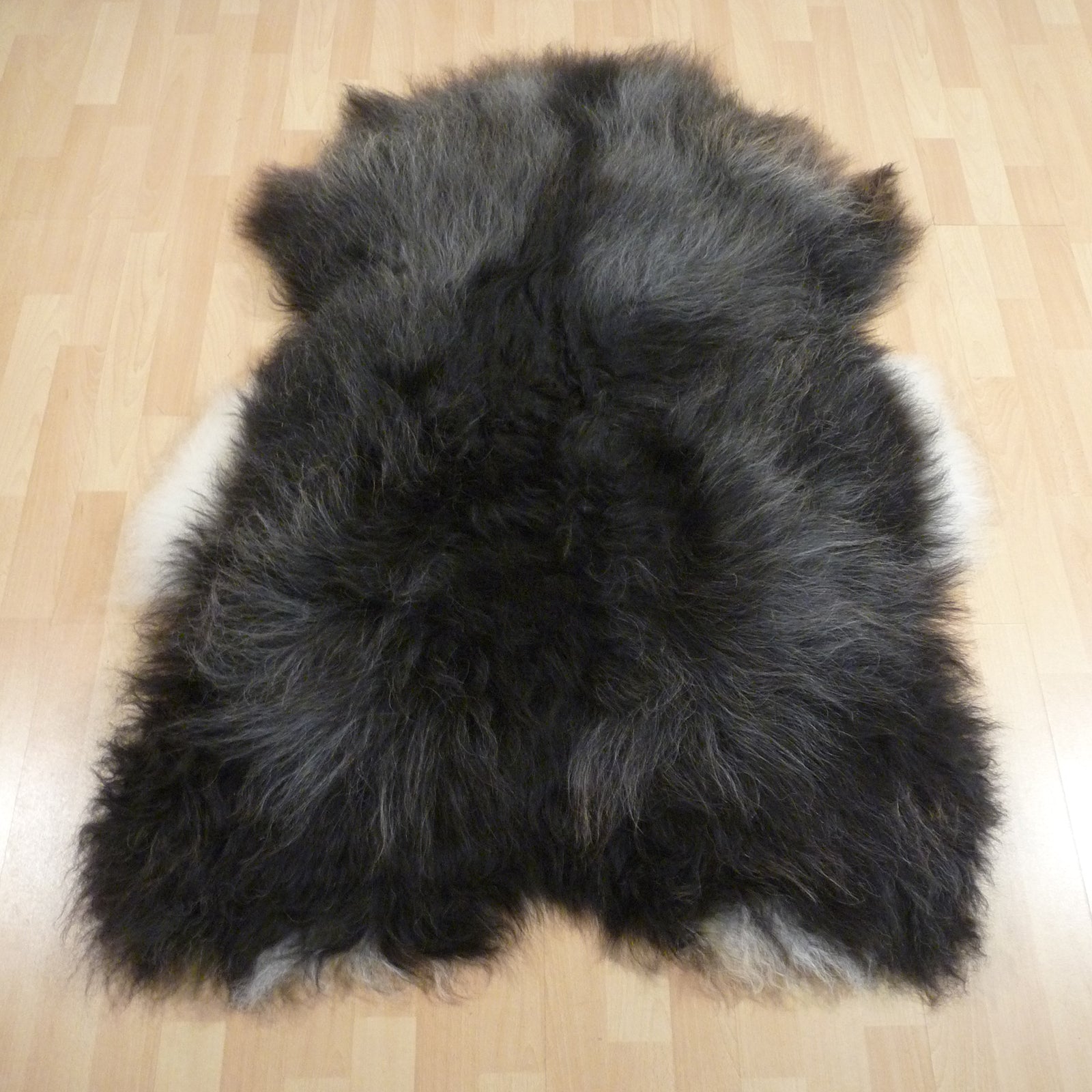 Exklusives Unikat Islandschaffell grau - schwarz 140x105cm #15773