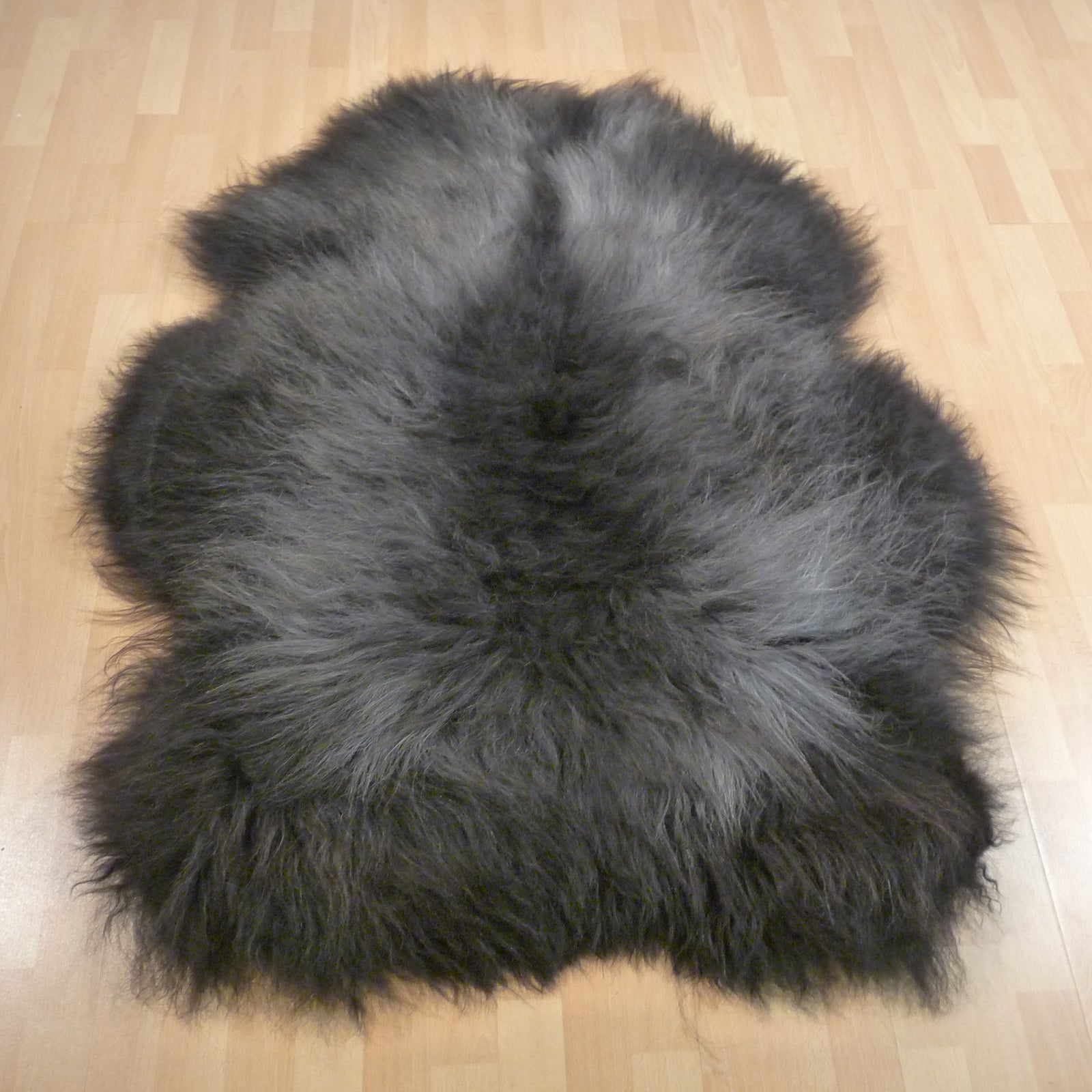 Exklusives Unikat Islandschaffell grau - schwarz 140x110cm #15774