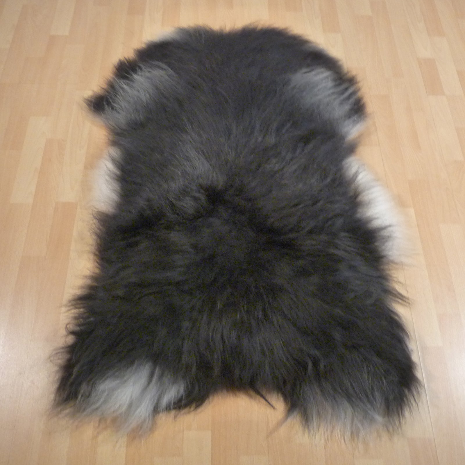 Exklusives Unikat Islandschaffell schwarz - weiß - grau 135x90cm #15779