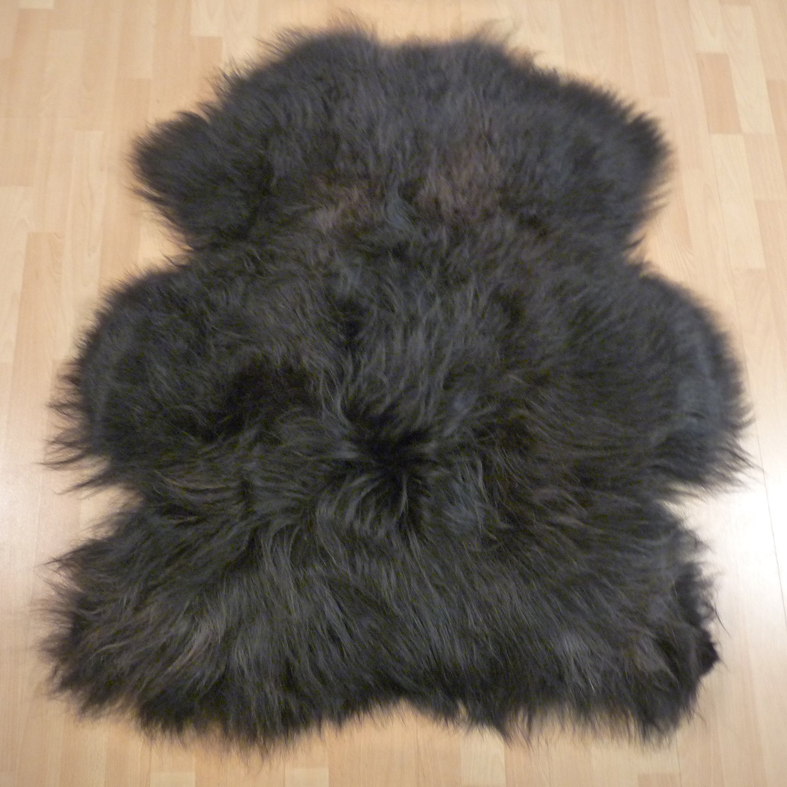 Exklusives Unikat Islandschaffell schwarz - braun 125x100cm #15812