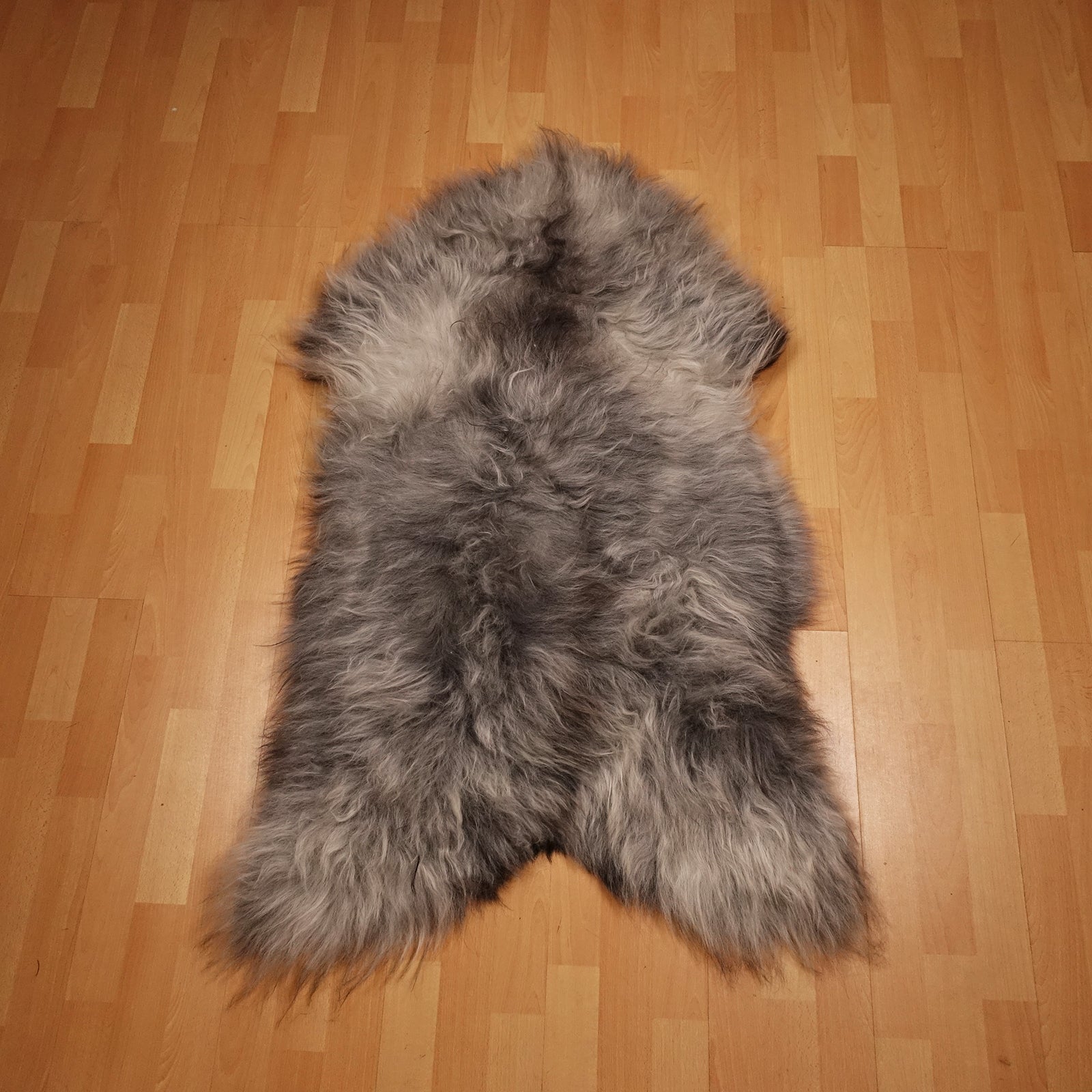 Exklusives Unikat Islandschaffell weiß - schwarz 125x75cm #15854