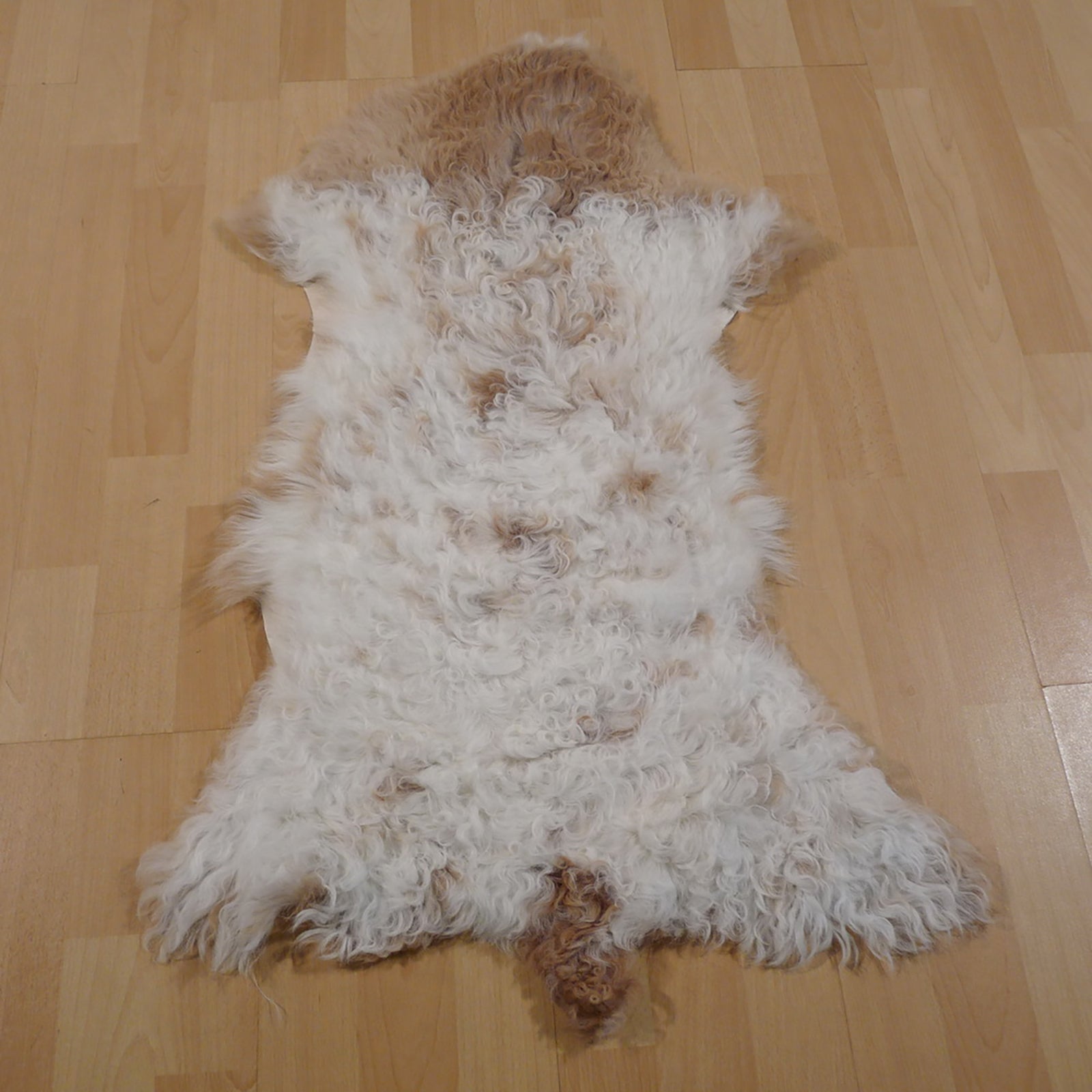Gotlandfell weiß - braun 85x55cm #12956