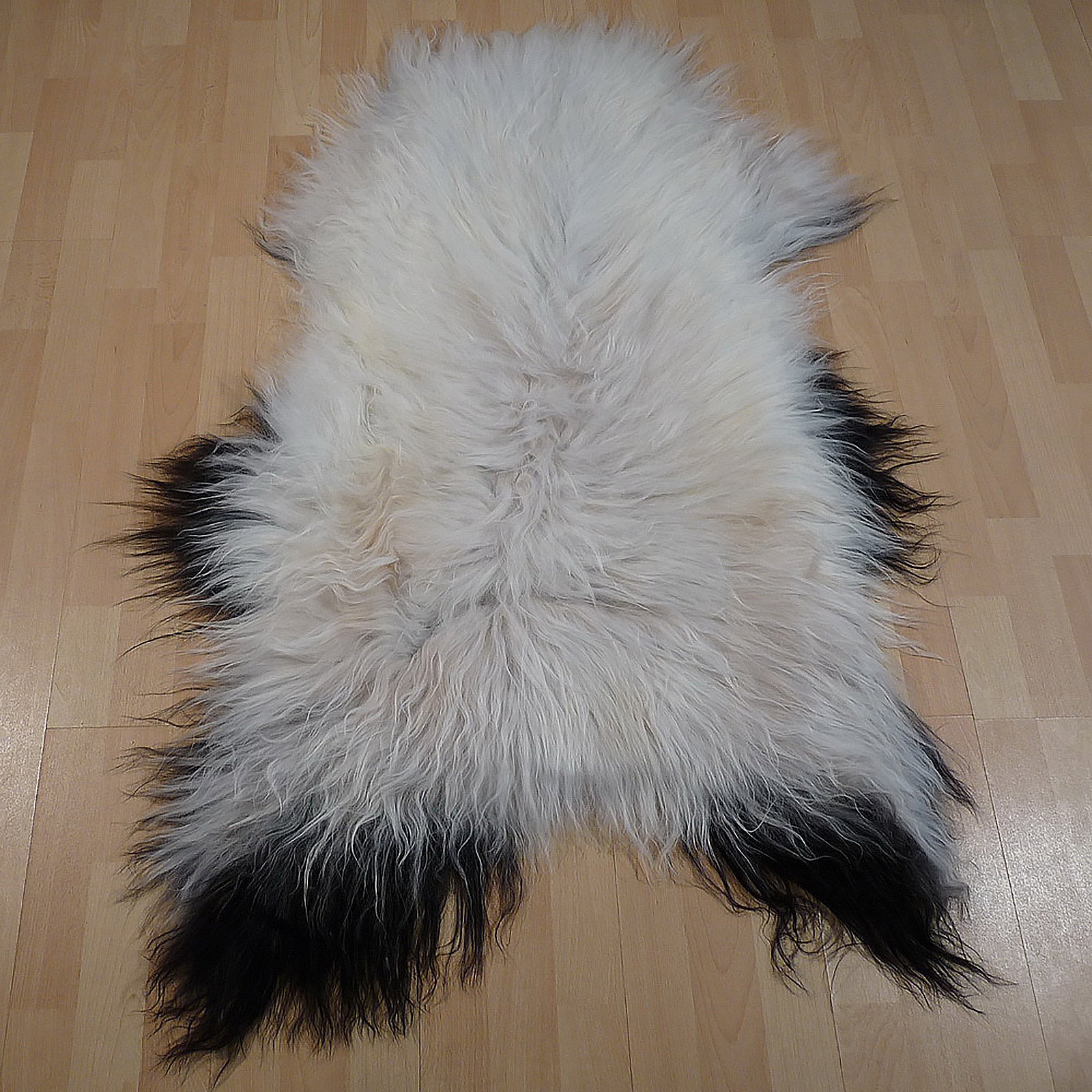 Exklusives Unikat Islandschaffell weiß- beige - schwarz 120x80cm #14143