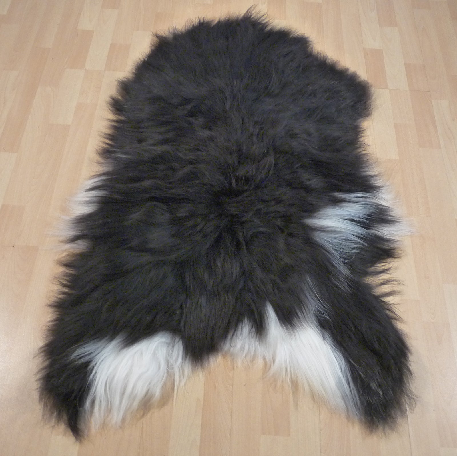 Exklusives Unikat Islandschaffell schwarz - weiß 130x85cm #14769