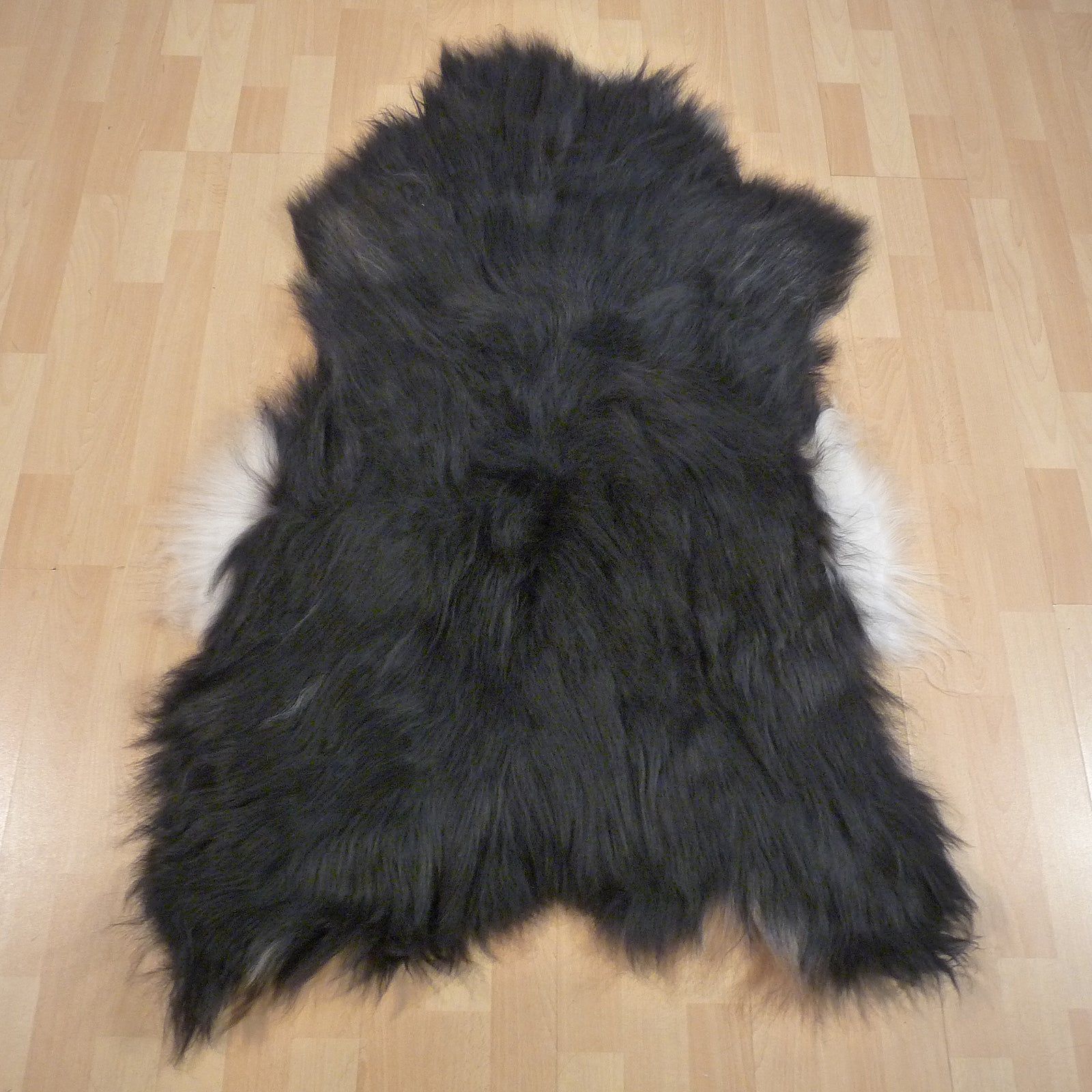 Exklusives Unikat Islandschaffell schwarz - weiß 140x95cm #14785