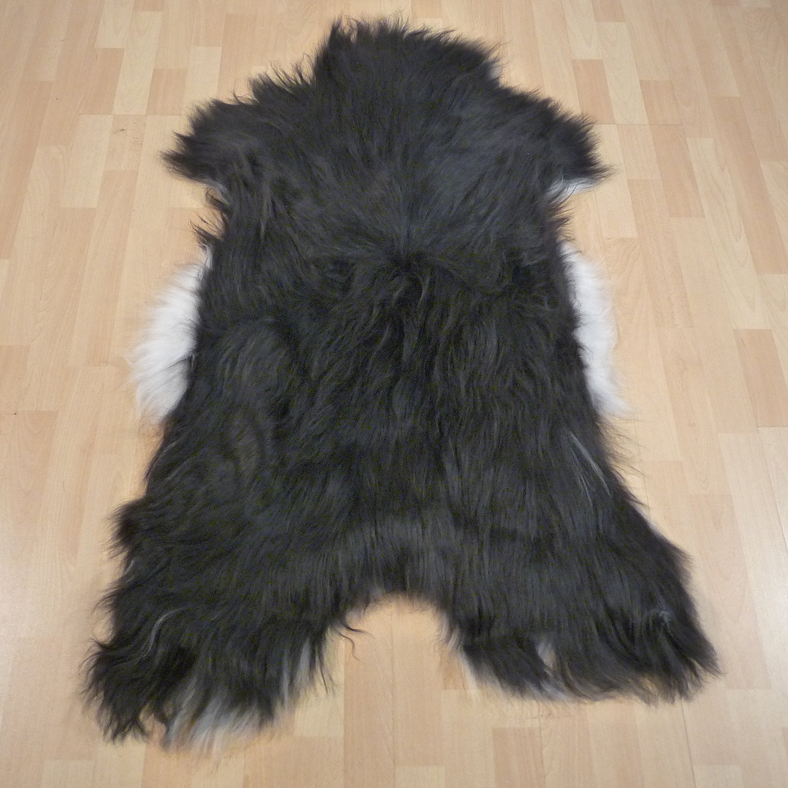 Exklusives Unikat Islandschaffell schwarz - weiß 140x85cm #14786