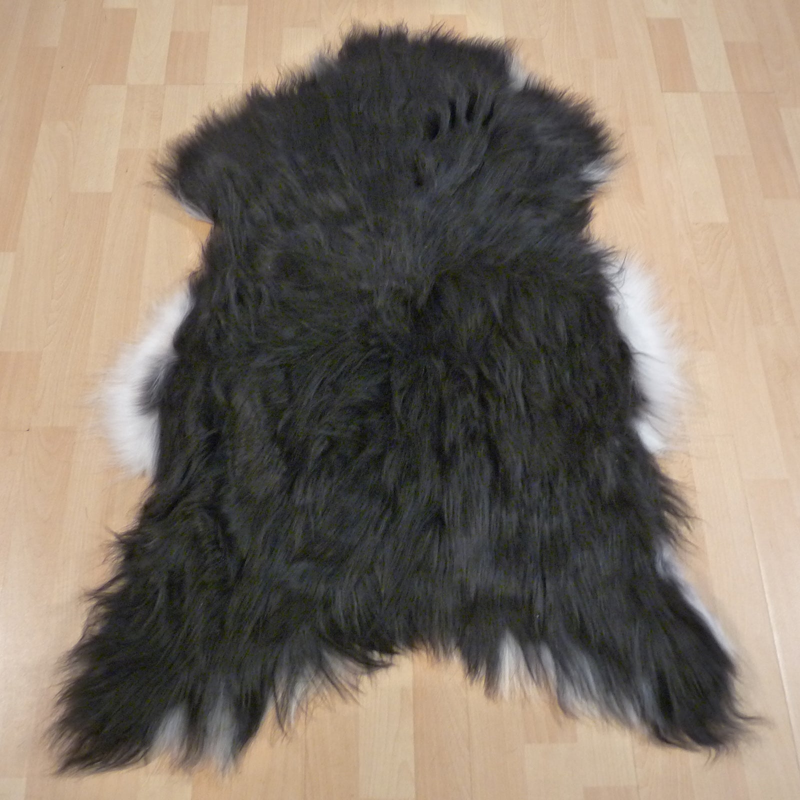 Exklusives Unikat Islandschaffell schwarz - weiß 120x85cm #14788