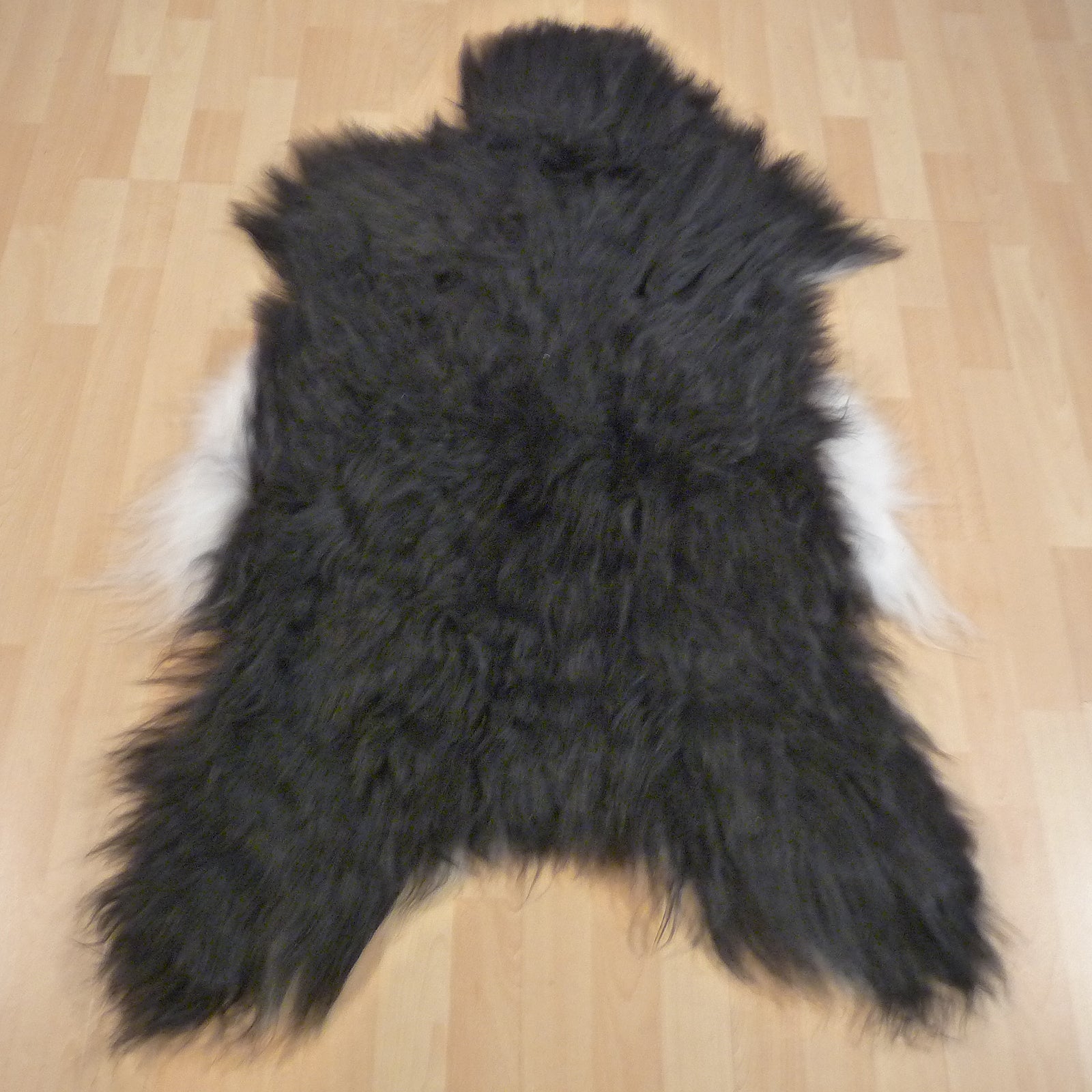 Exklusives Unikat Islandschaffell schwarz - weiß 135x85cm #14791