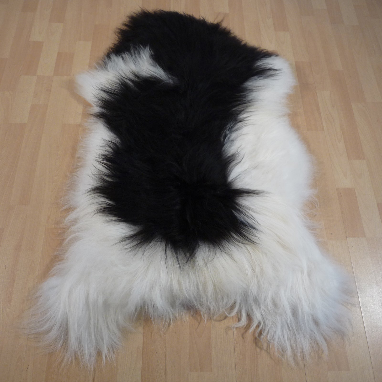 Exklusives Unikat Islandschaffell schwarz - weiß 140x85cm #15294