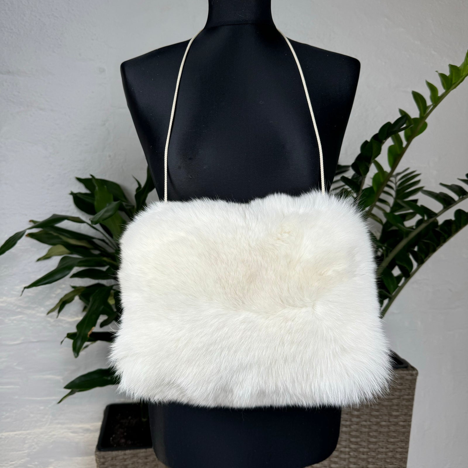 MEIWITT® Handwärmer Muff aus echtem Blaufuchsfell weiss