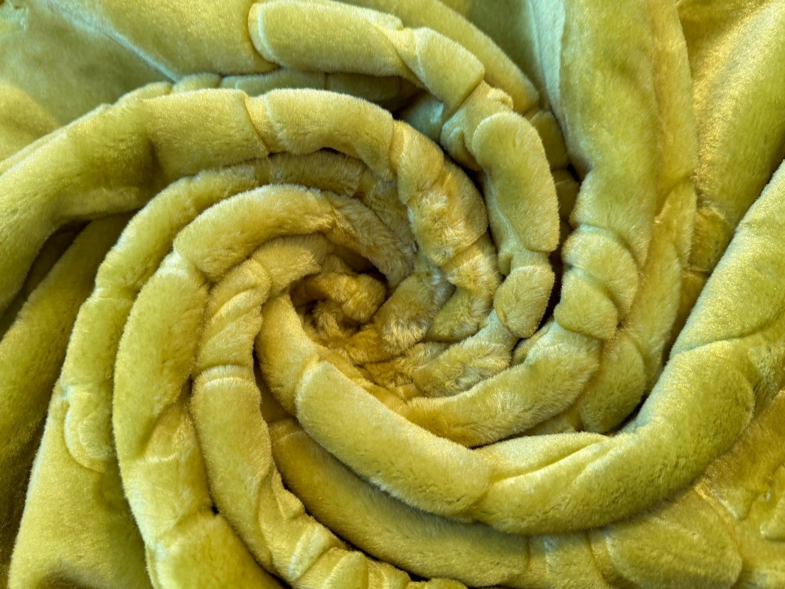 Kuscheldecke Tagesdecke Wohndecke im Luxus-Design apfelgrün