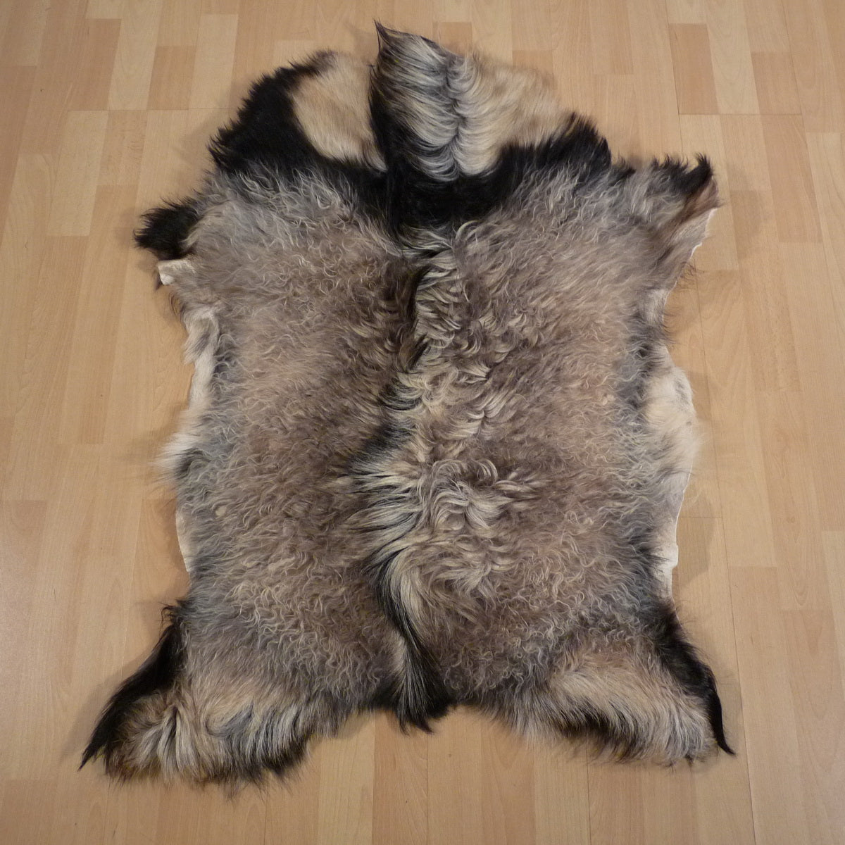 Ziegenfell grau-schwarz 105x70cm #141