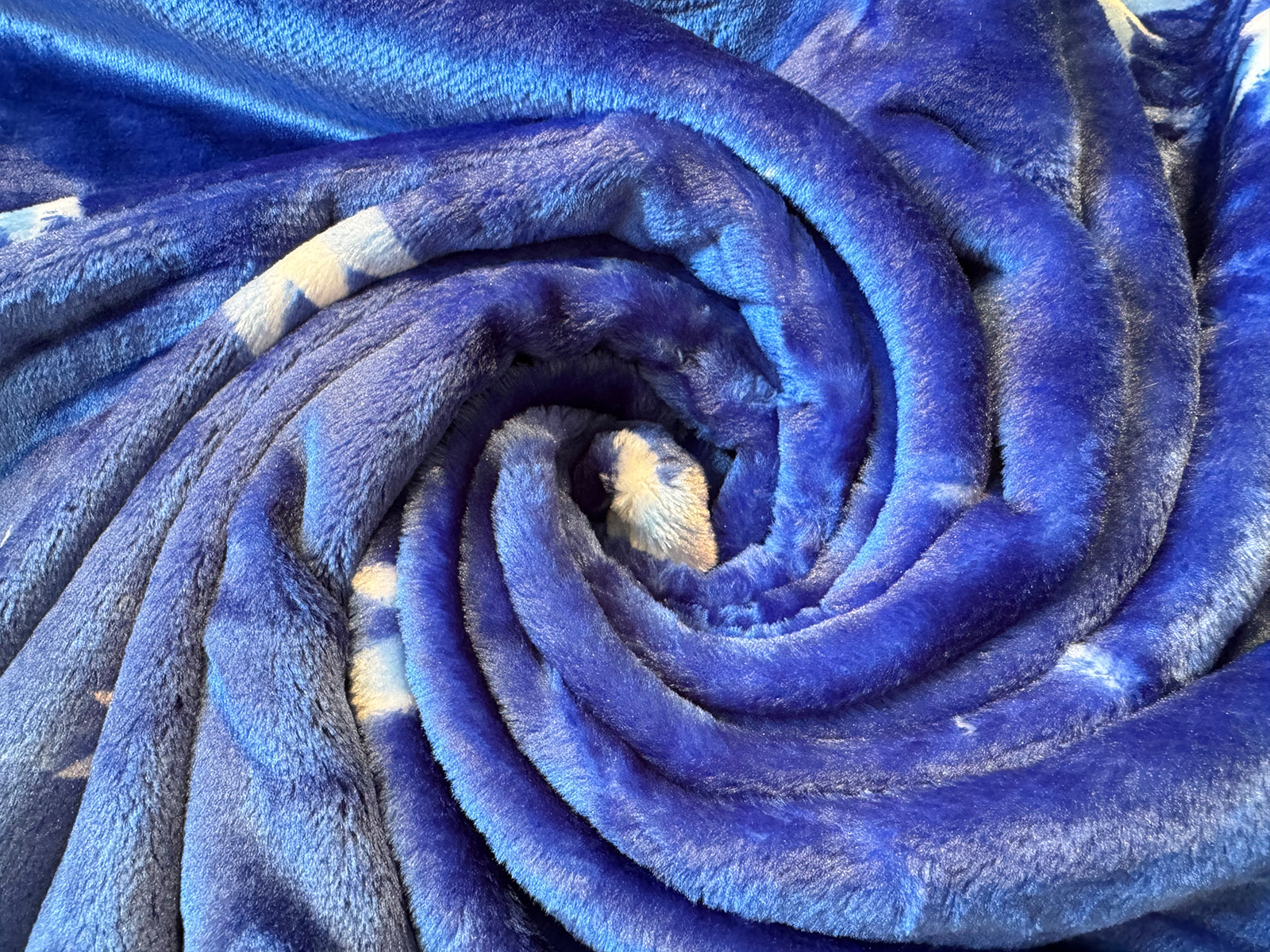 Kuscheldecke Tagesdecke Wohndecke Motiv Sterne blau