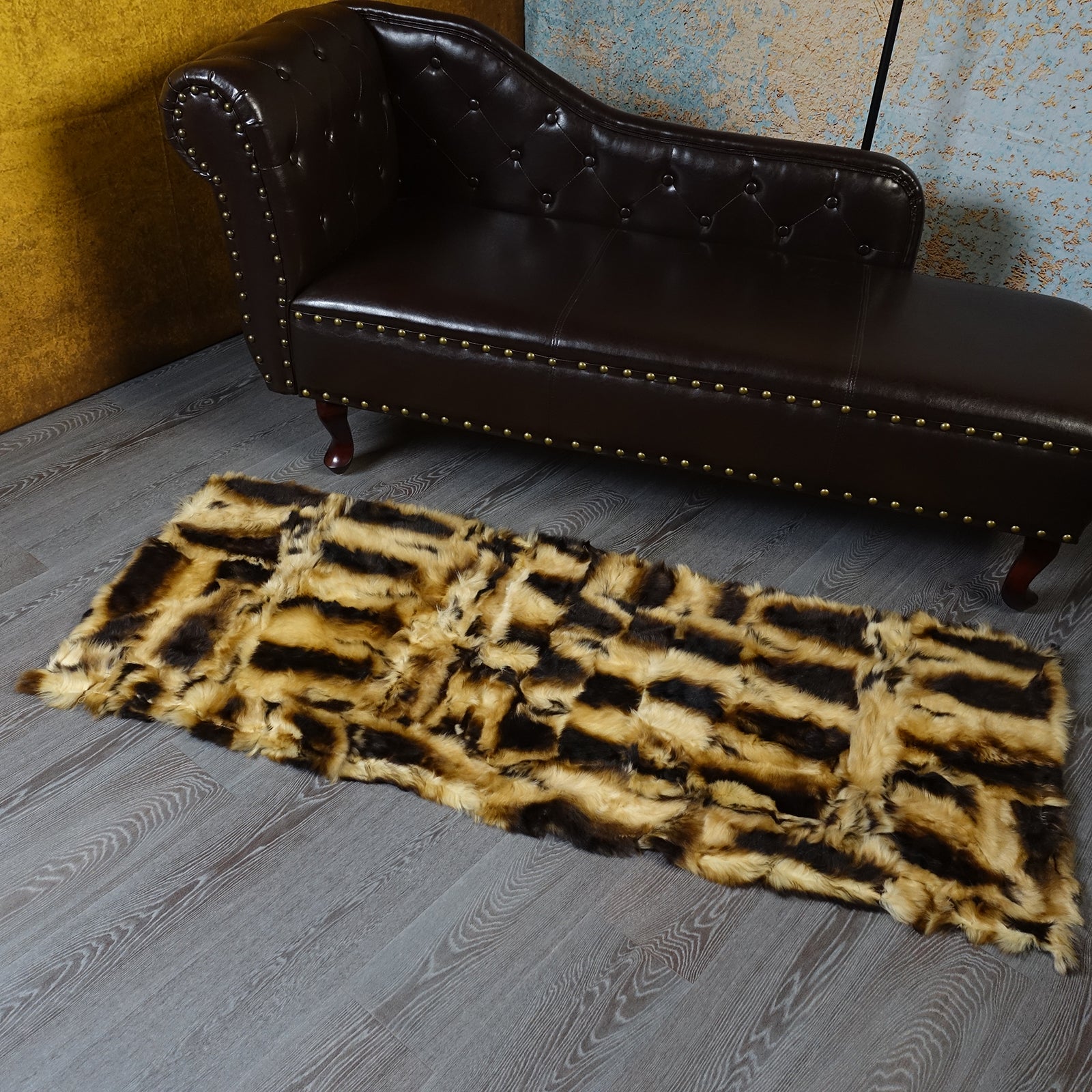 Echter Pelzläufer PL-279 Fellläufer Lammfellläufer 160x60cm blond - schwarz