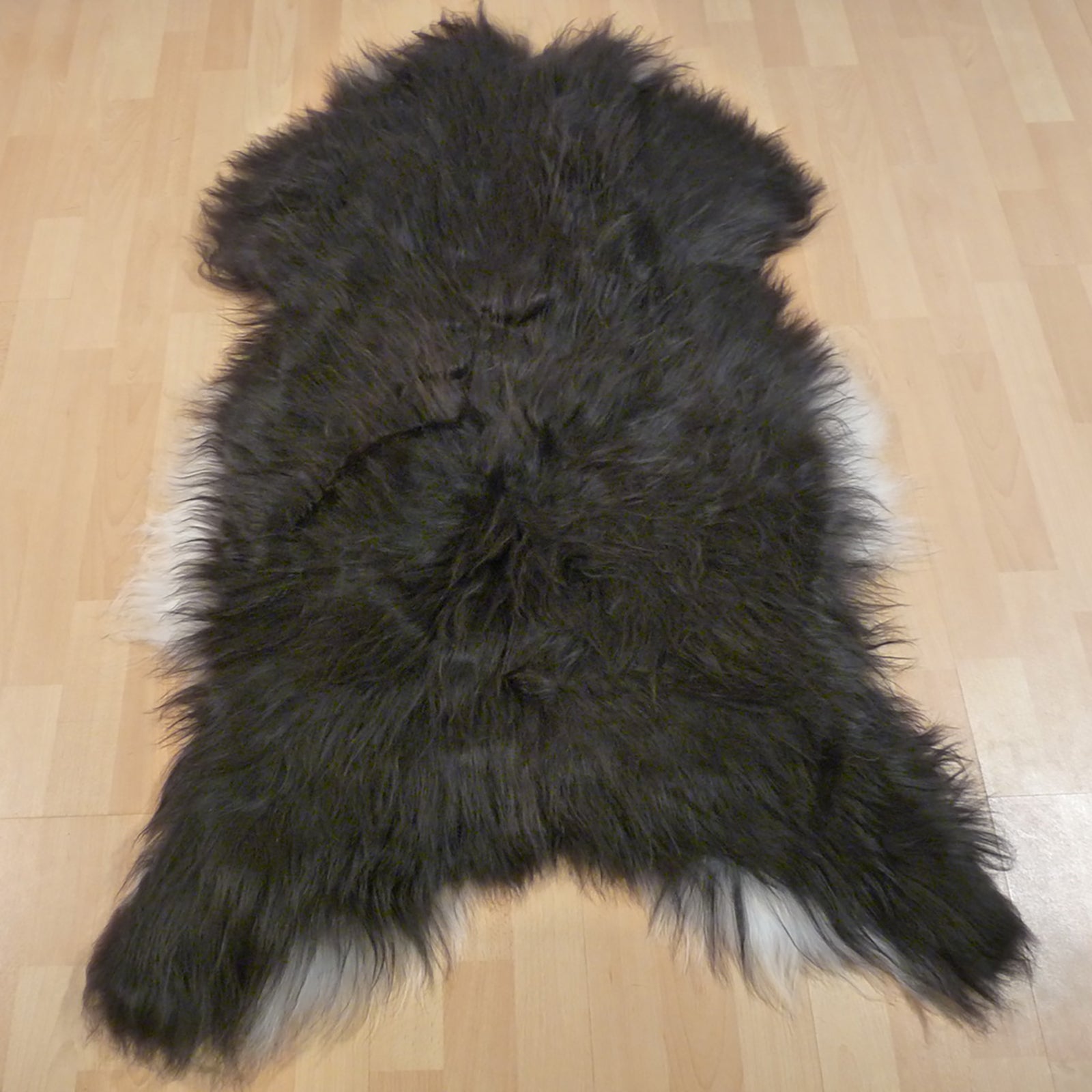 Exklusives Unikat Islandschaffell dunkelbraun - weiß 130x85cm #12363