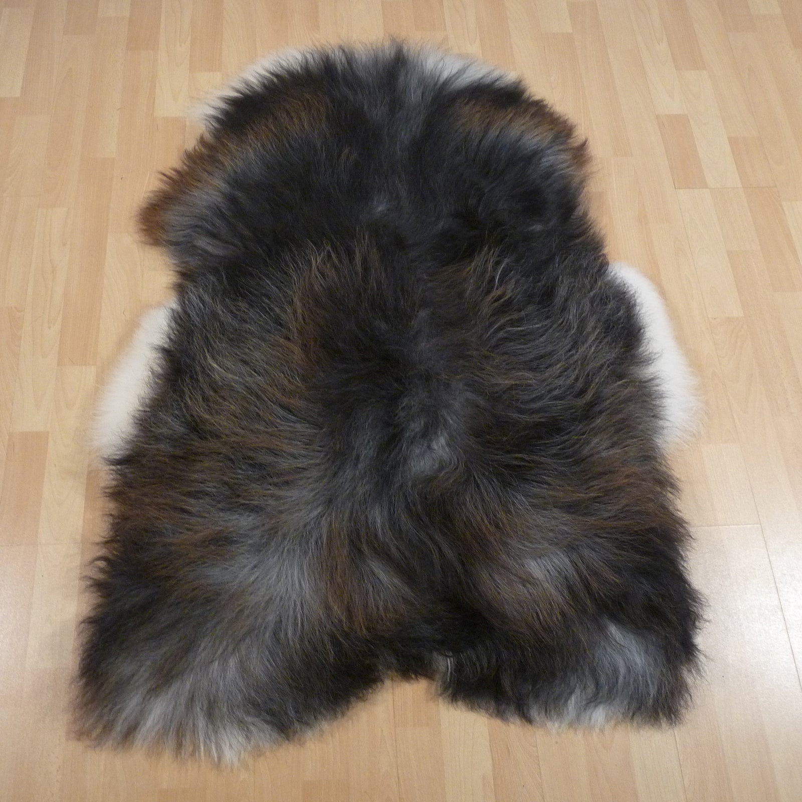 Exklusives Unikat Islandschaffell weiß - schwarz - braun 130x95cm #15808